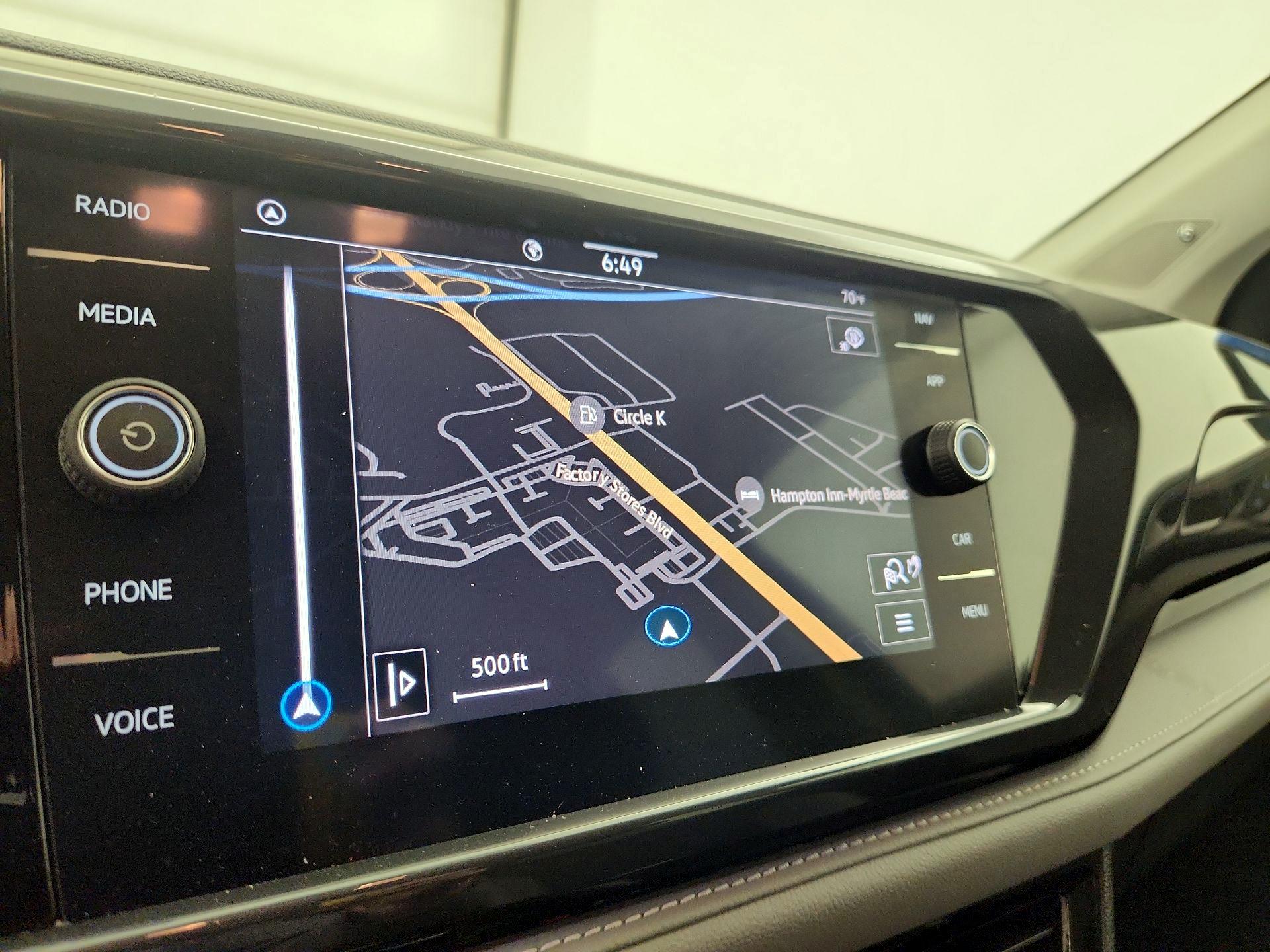 Thumbnail: 2022 Volkswagen Taos - 12