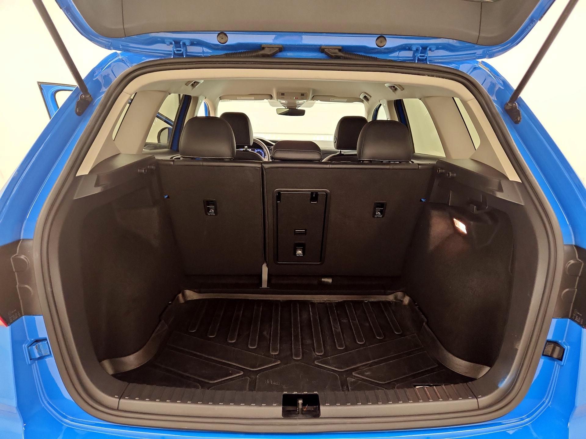 Thumbnail: 2022 Volkswagen Taos - 19