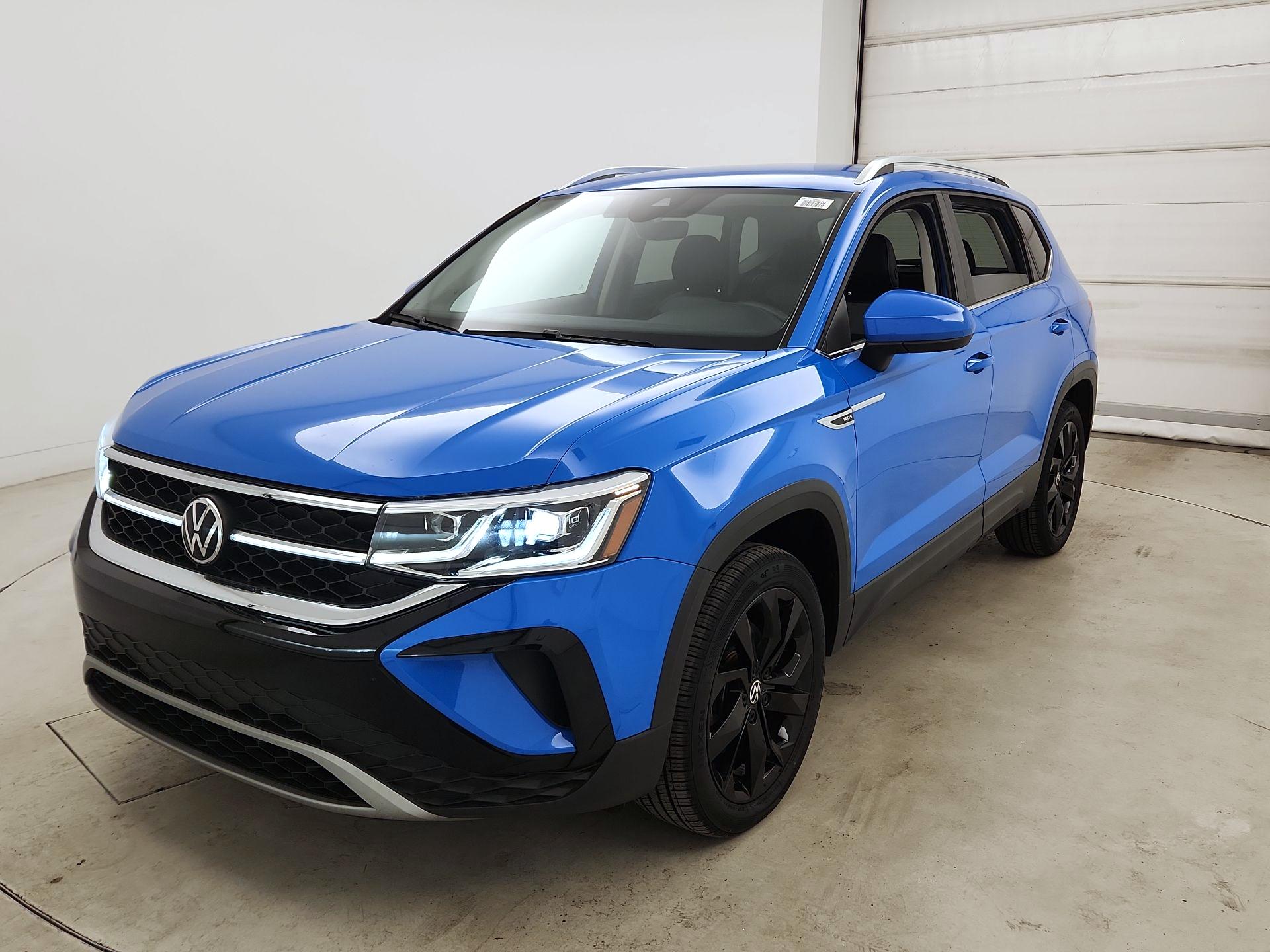 Thumbnail: 2022 Volkswagen Taos - 3