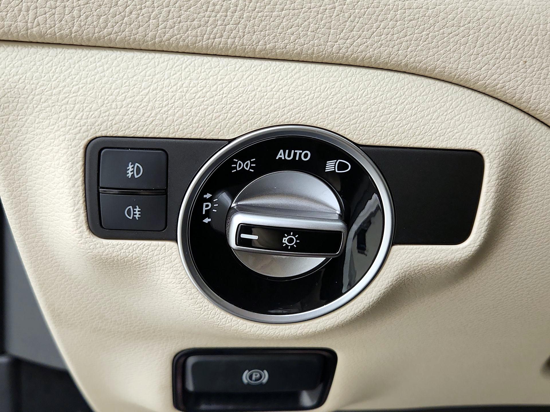 Thumbnail: 2020 Mercedes-Benz GLA - 13