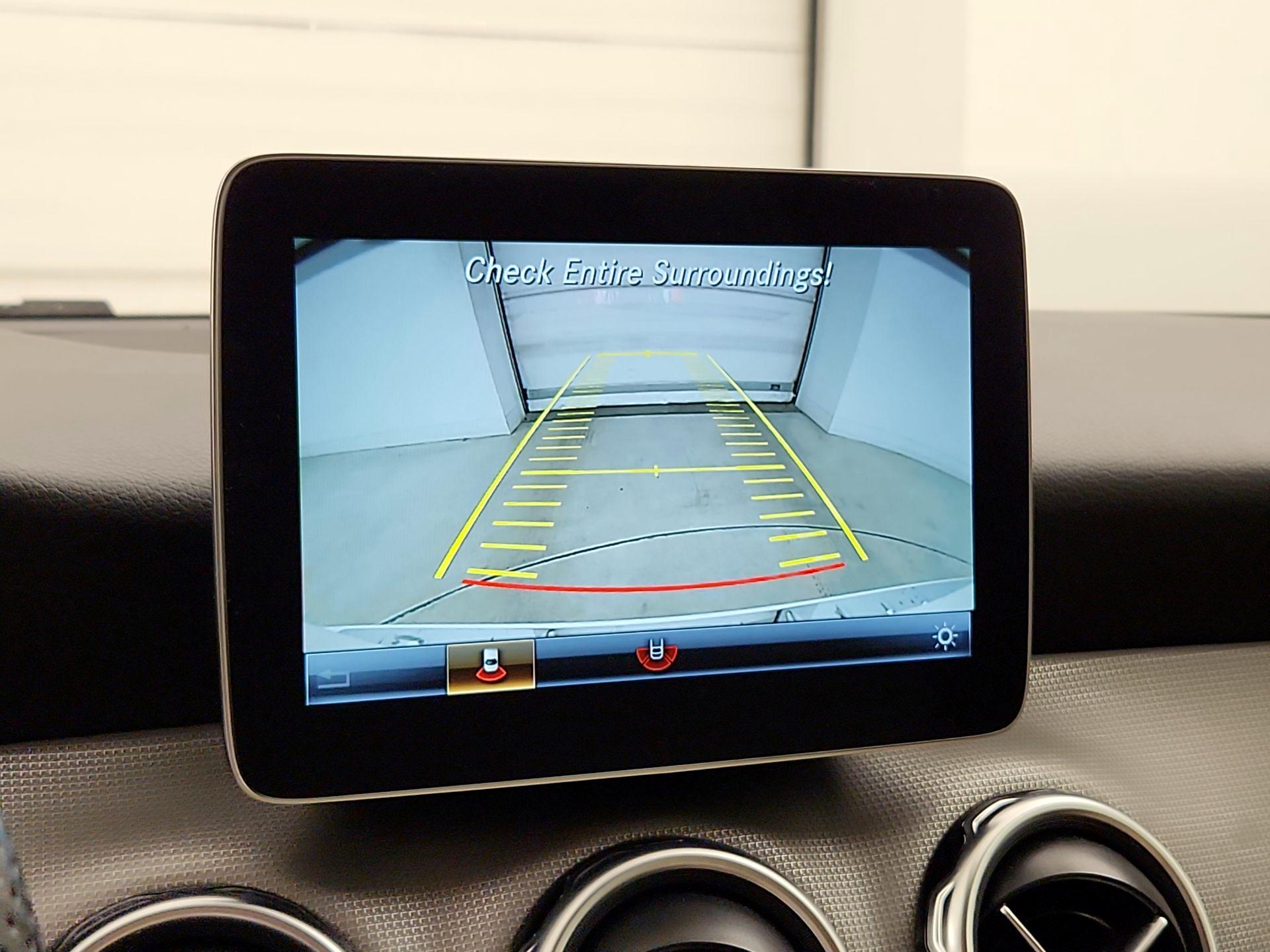 Thumbnail: 2020 Mercedes-Benz GLA - 14