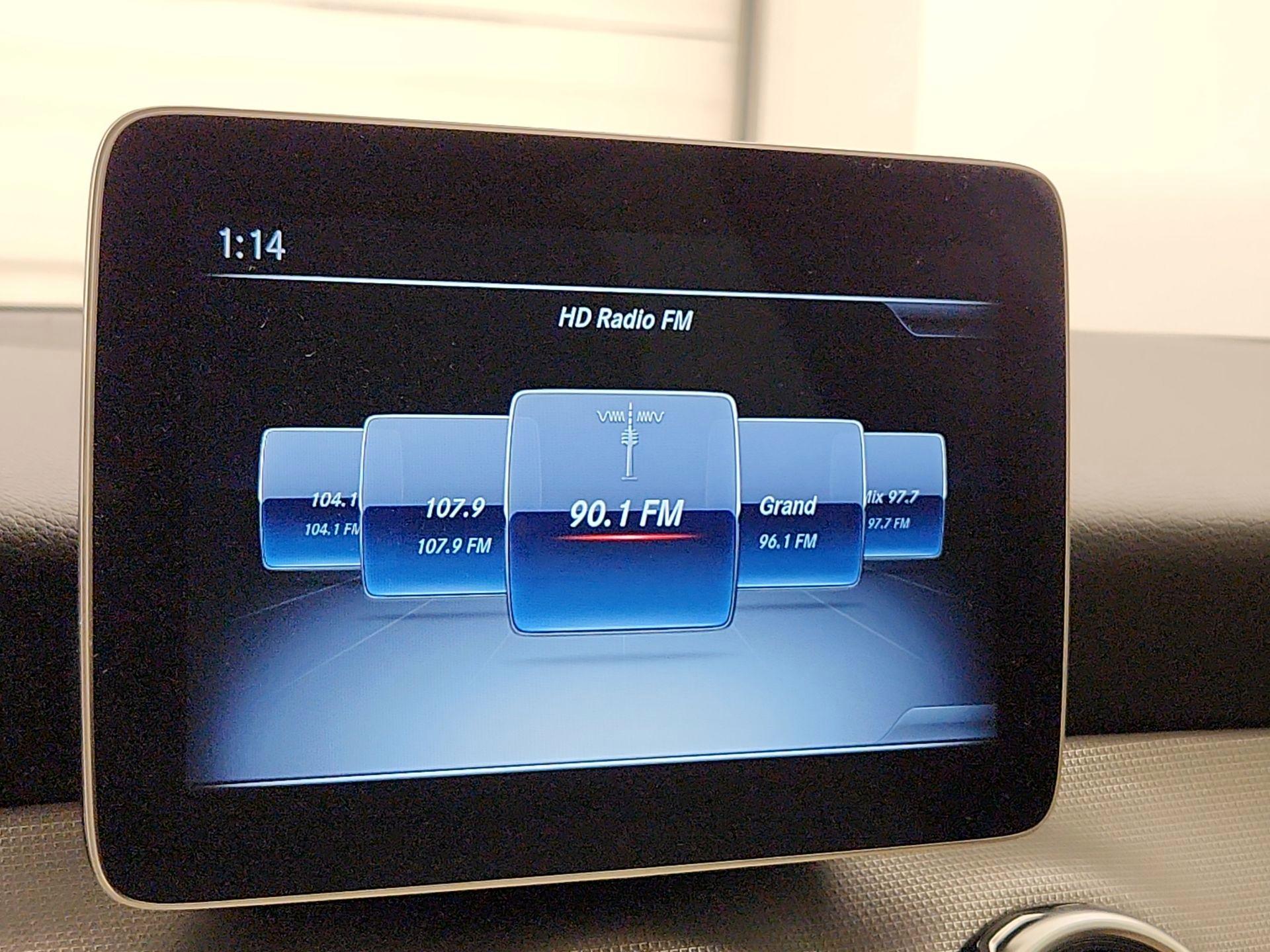 Thumbnail: 2020 Mercedes-Benz GLA - 15