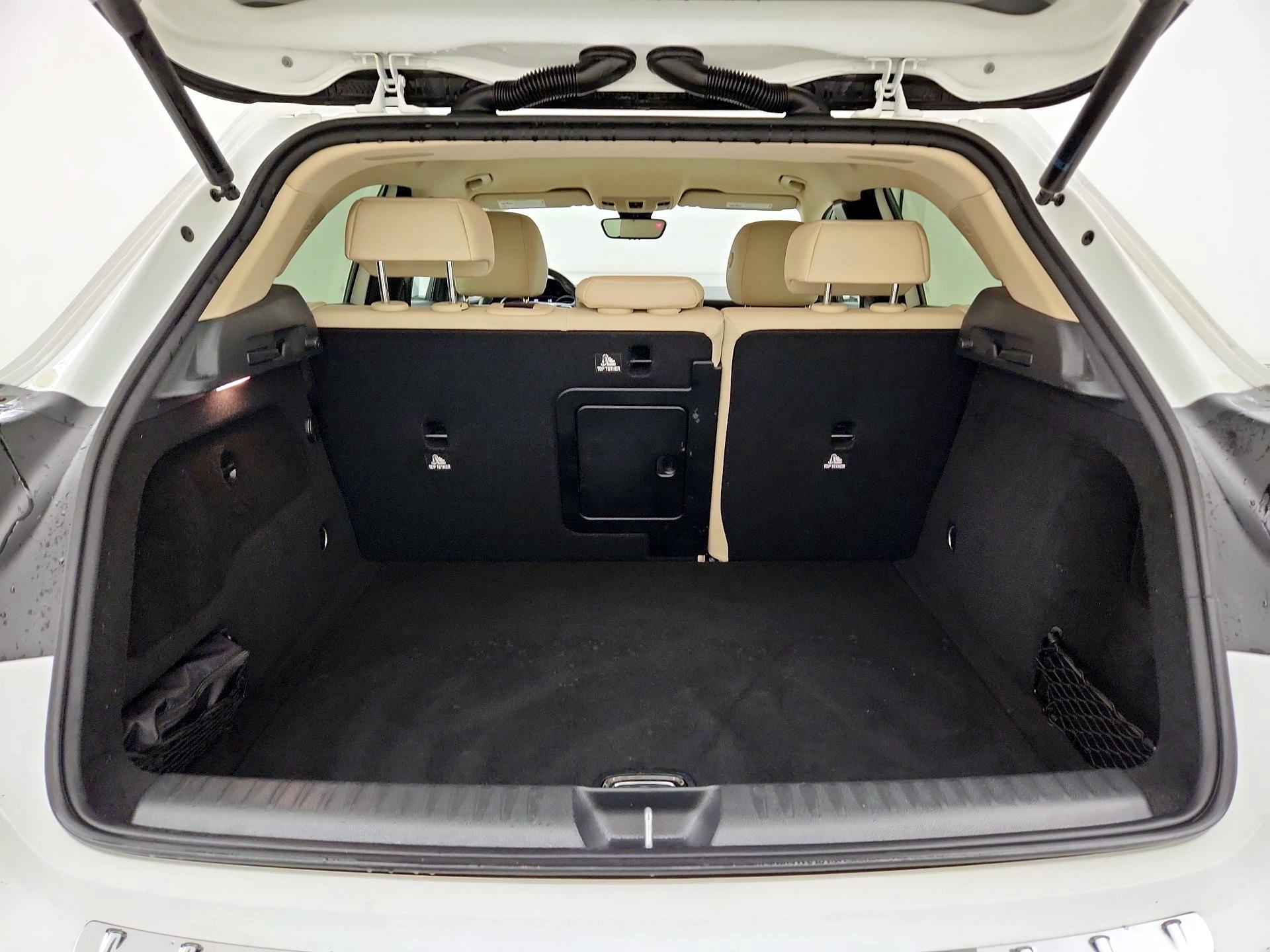 Thumbnail: 2020 Mercedes-Benz GLA - 20