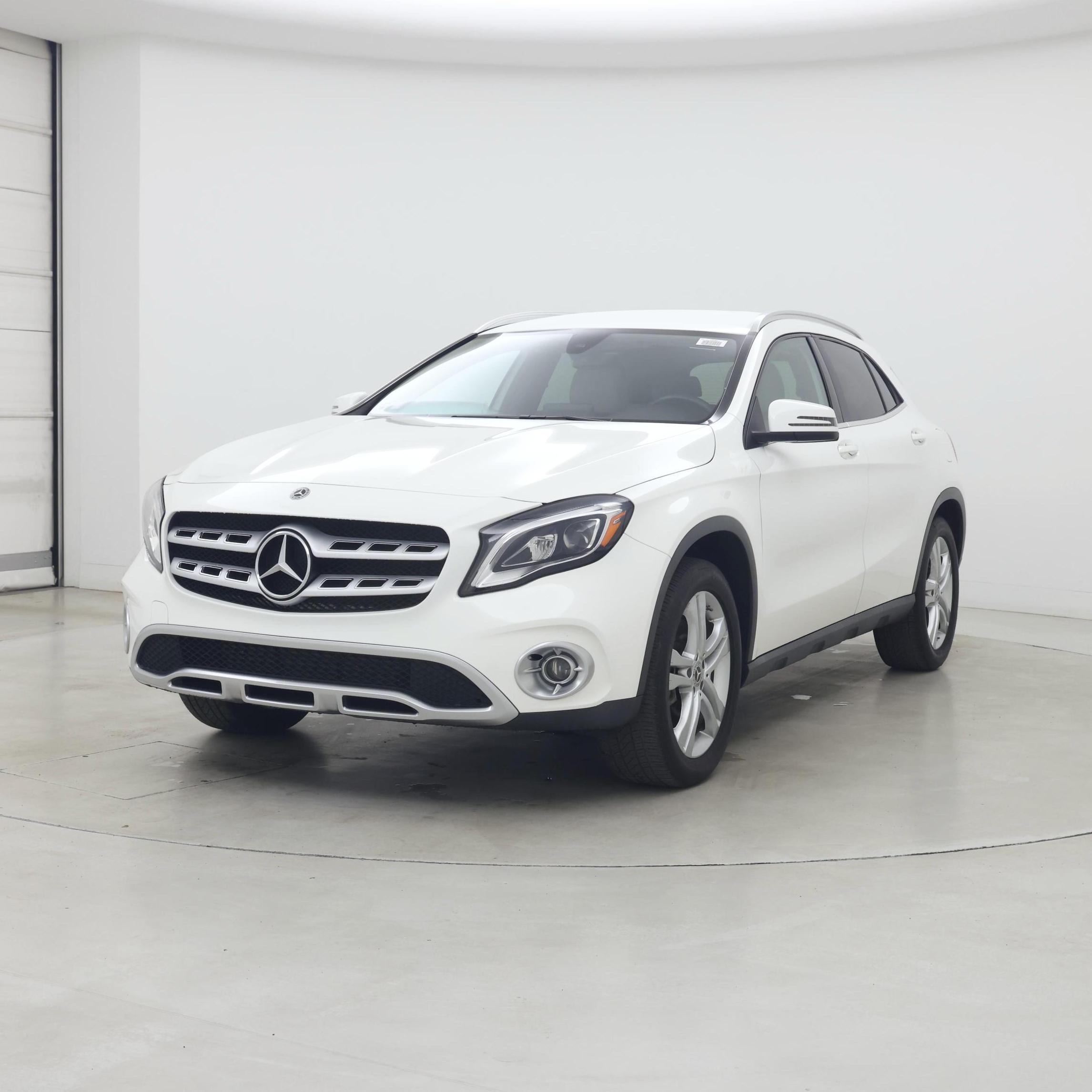 Thumbnail: 2020 Mercedes-Benz GLA - 4