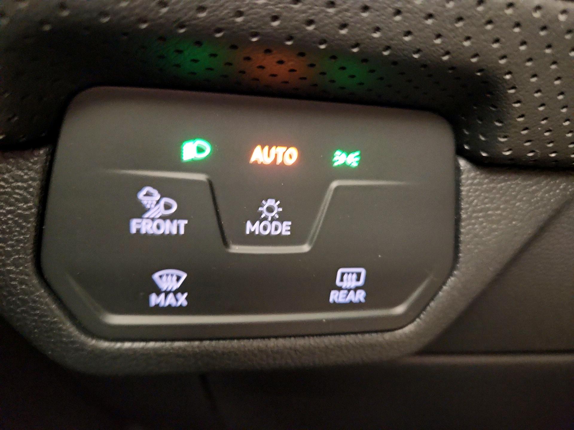 Thumbnail: 2025 Volkswagen Atlas - 11