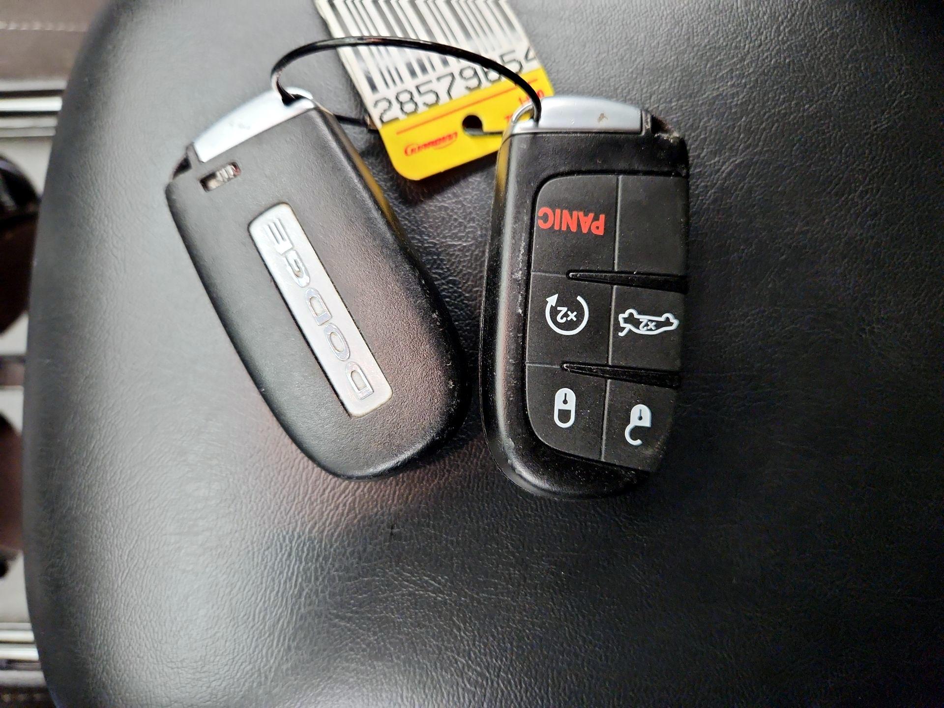 Thumbnail: 2022 Dodge Charger - 20