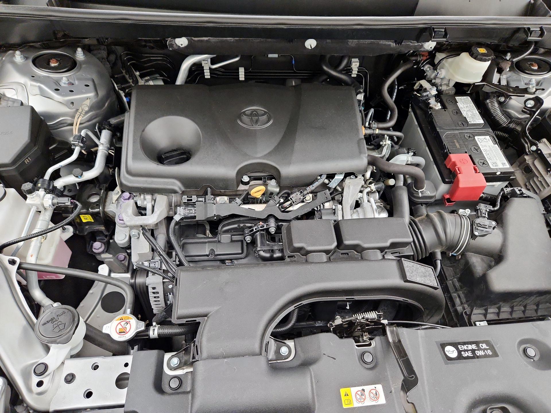 Thumbnail: 2021 Toyota RAV4 - 19