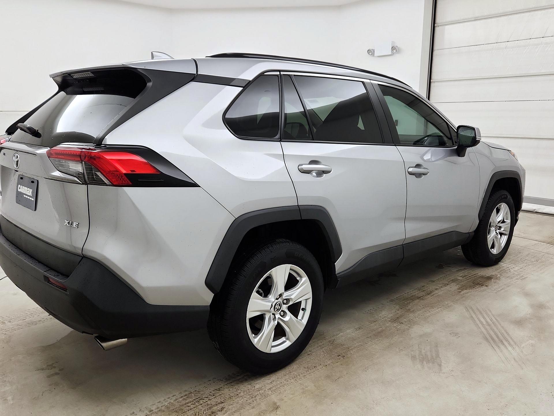Thumbnail: 2021 Toyota RAV4 - 5