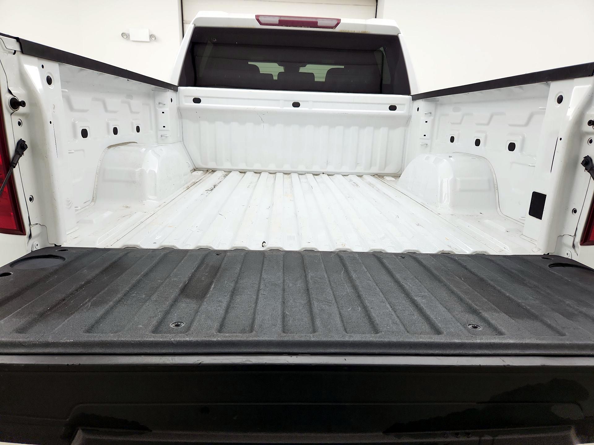 Thumbnail: 2023 Chevrolet Silverado 1500 - 18