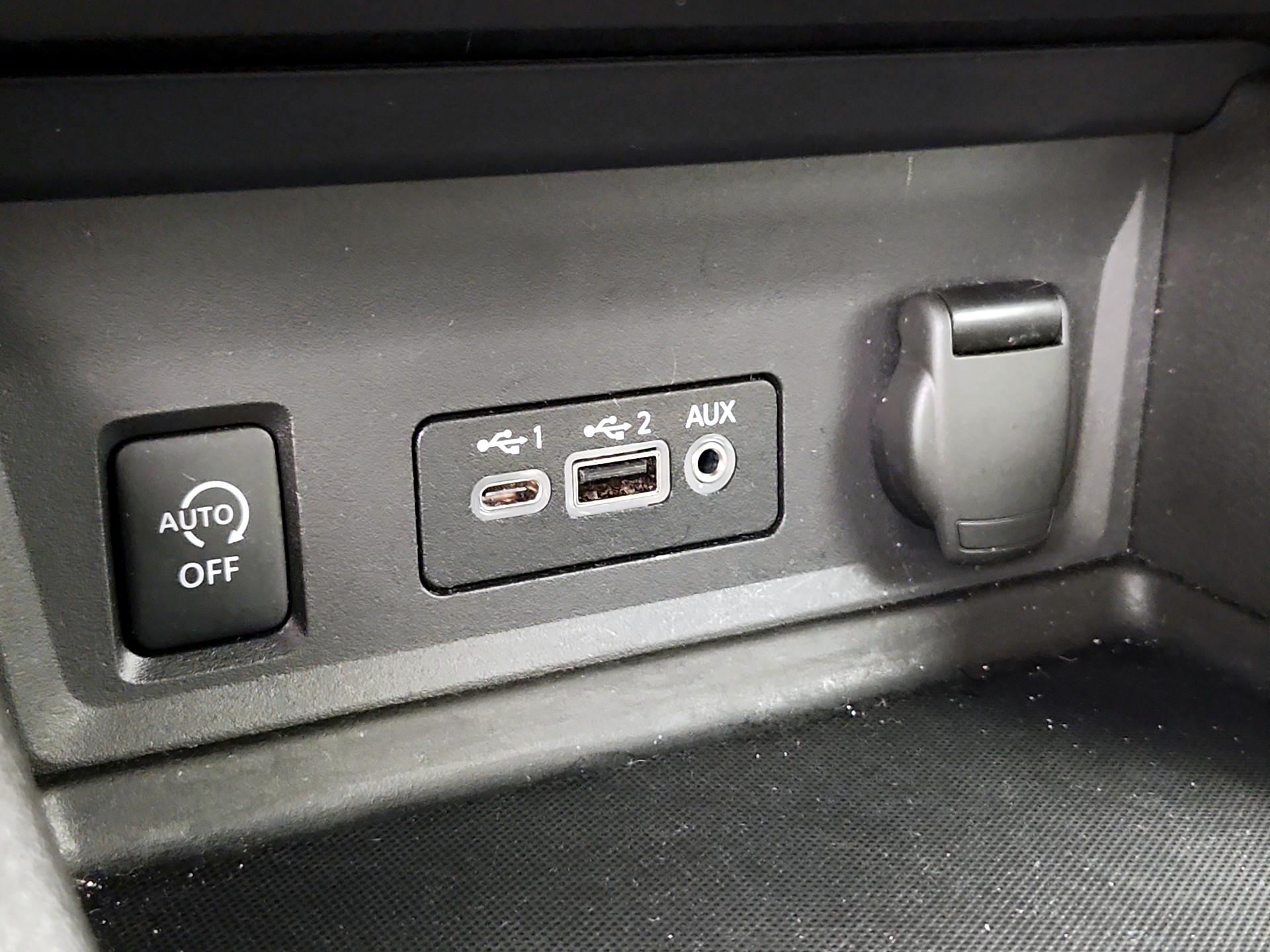 Thumbnail: 2024 Nissan Sentra - 16