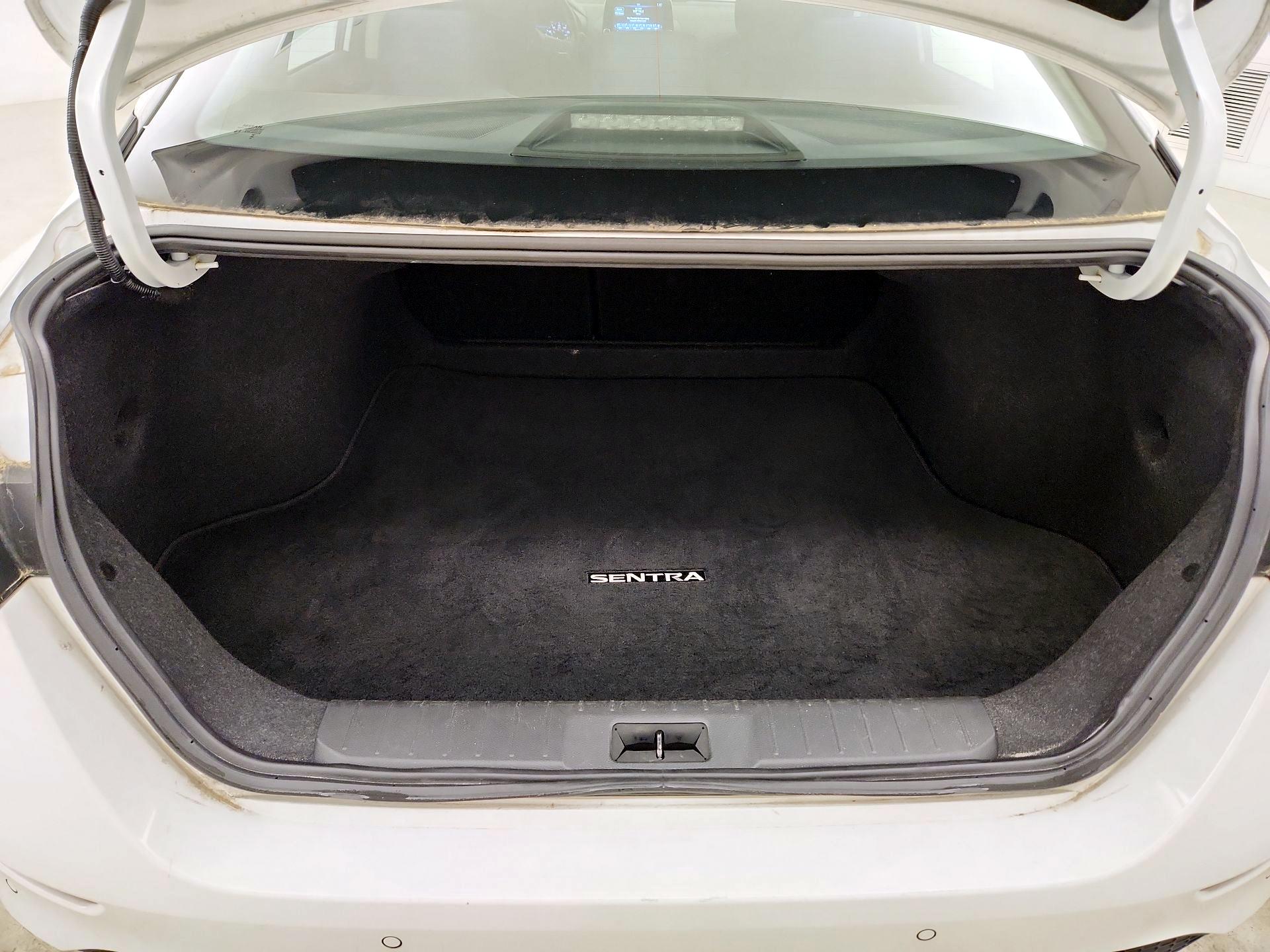 Thumbnail: 2024 Nissan Sentra - 18