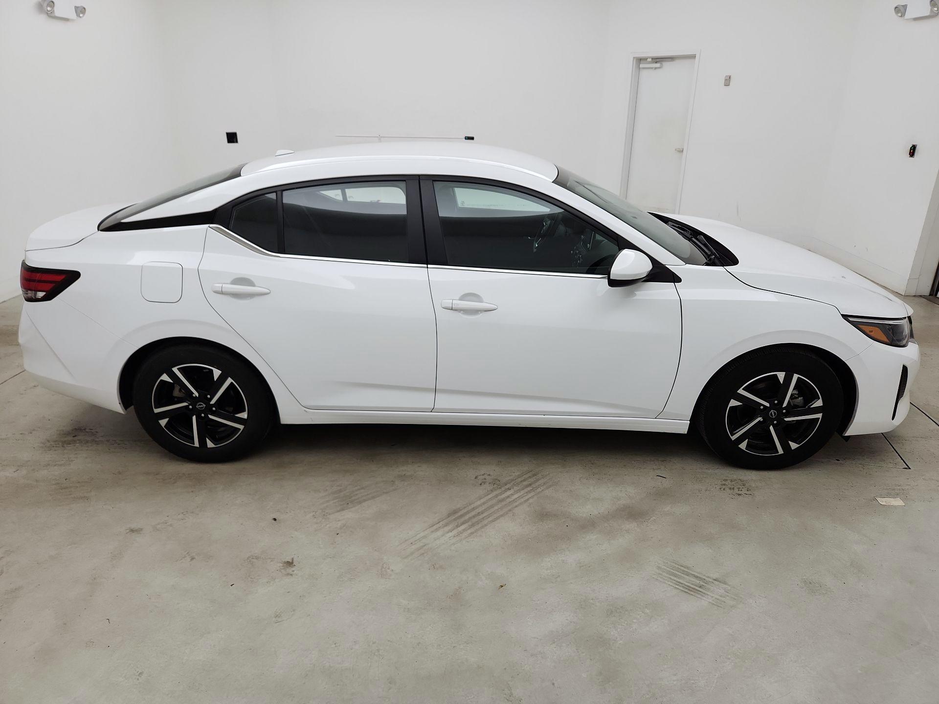 Thumbnail: 2024 Nissan Sentra - 4