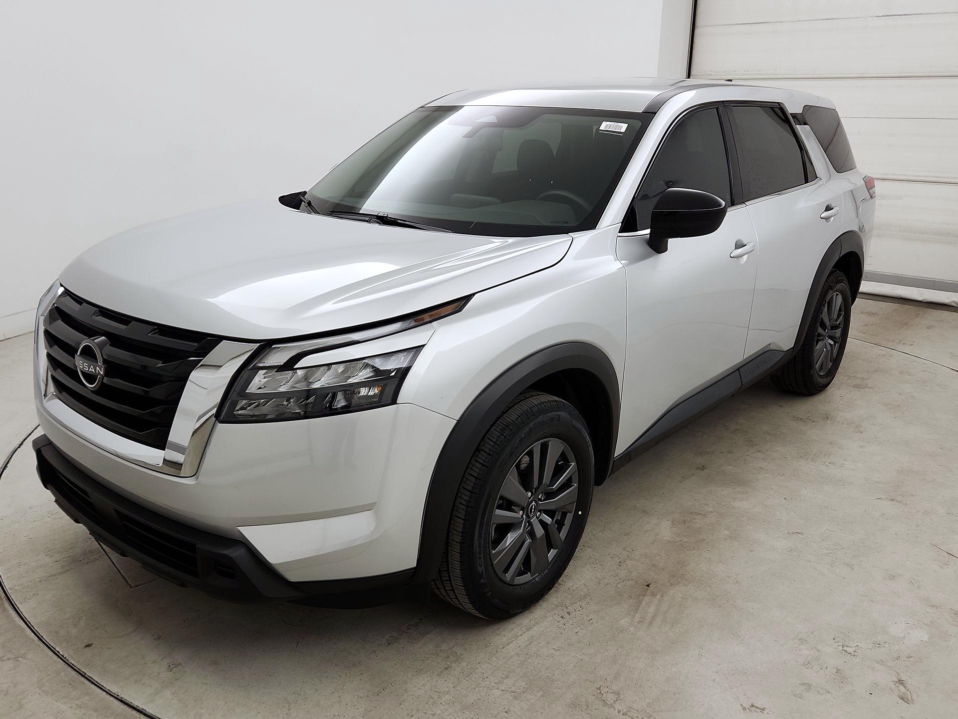 Thumbnail: 2023 Nissan Pathfinder - 3