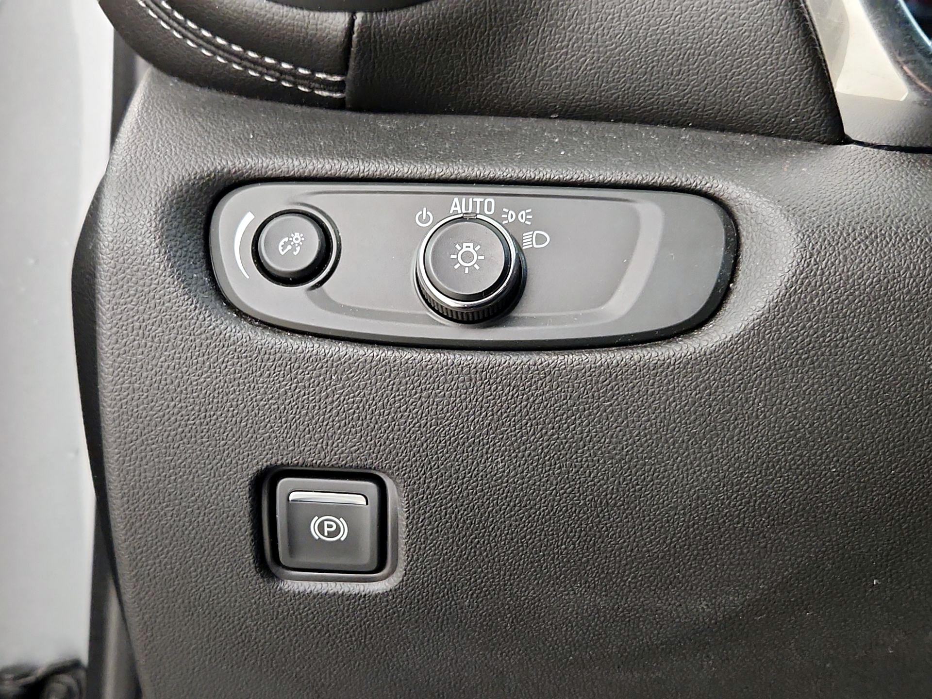 Thumbnail: 2023 Chevrolet Blazer - 11