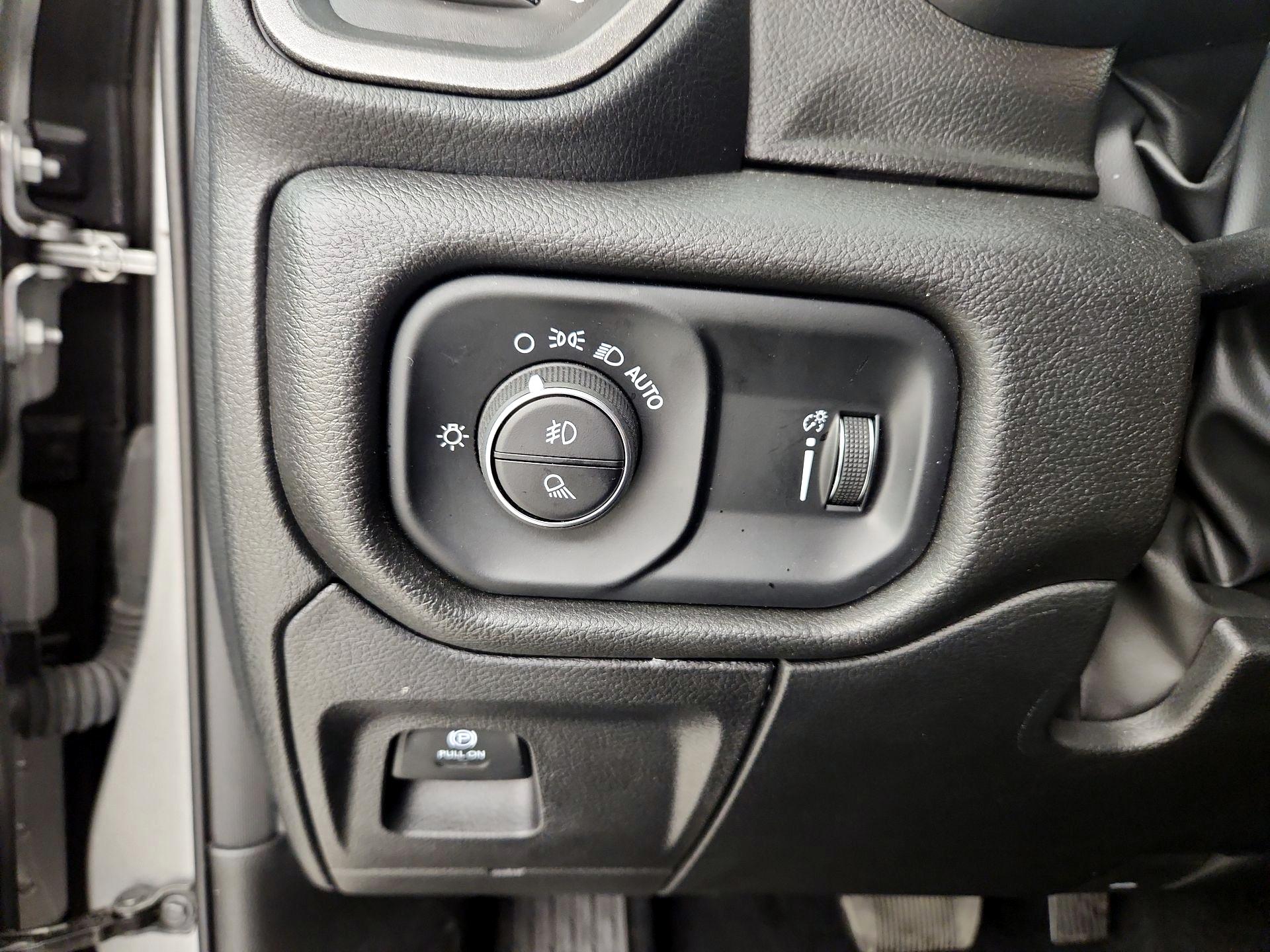 Thumbnail: 2025 RAM 1500 - 11