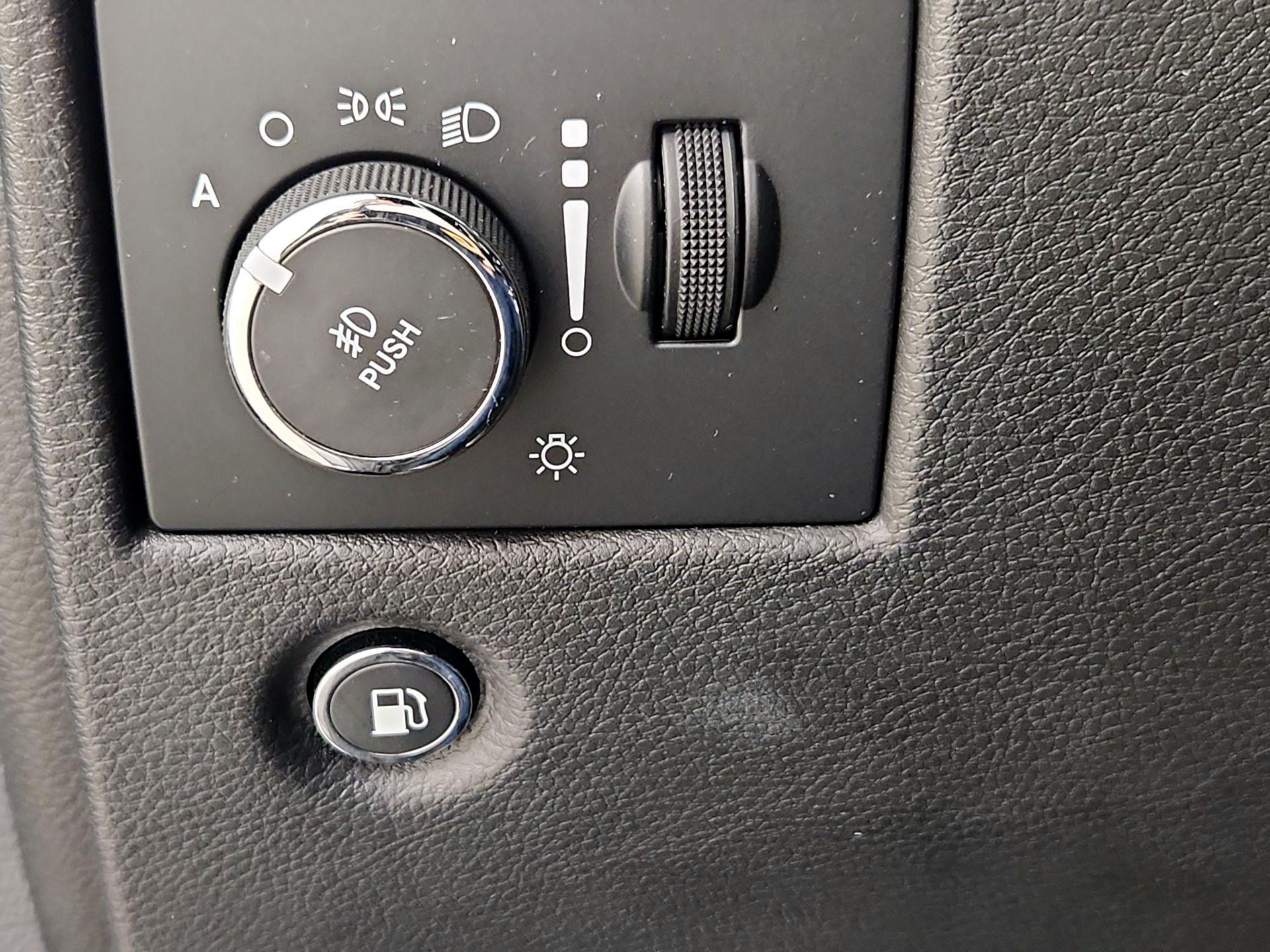 Thumbnail: 2021 Jeep Grand Cherokee - 11