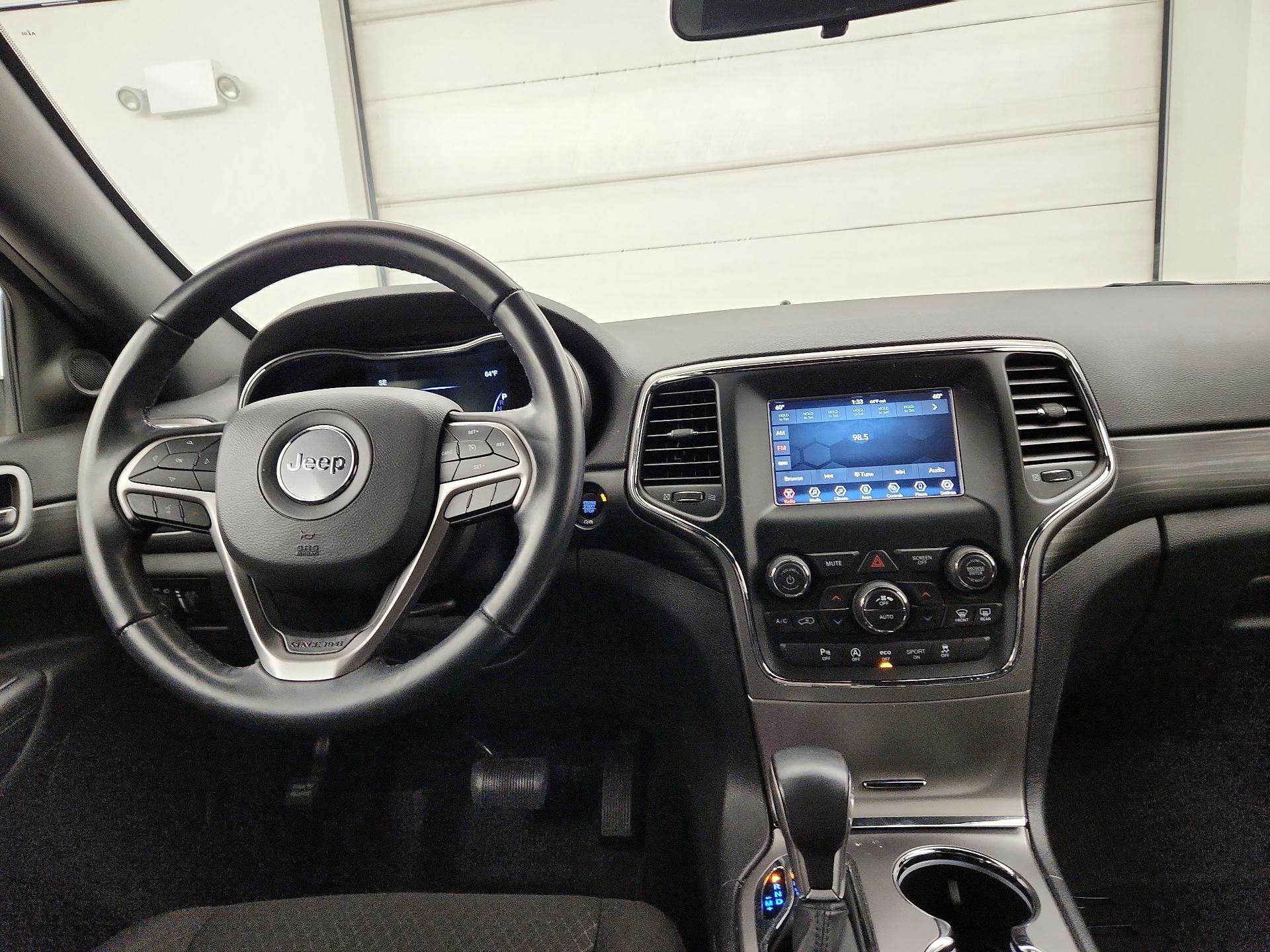 Thumbnail: 2021 Jeep Grand Cherokee - 8