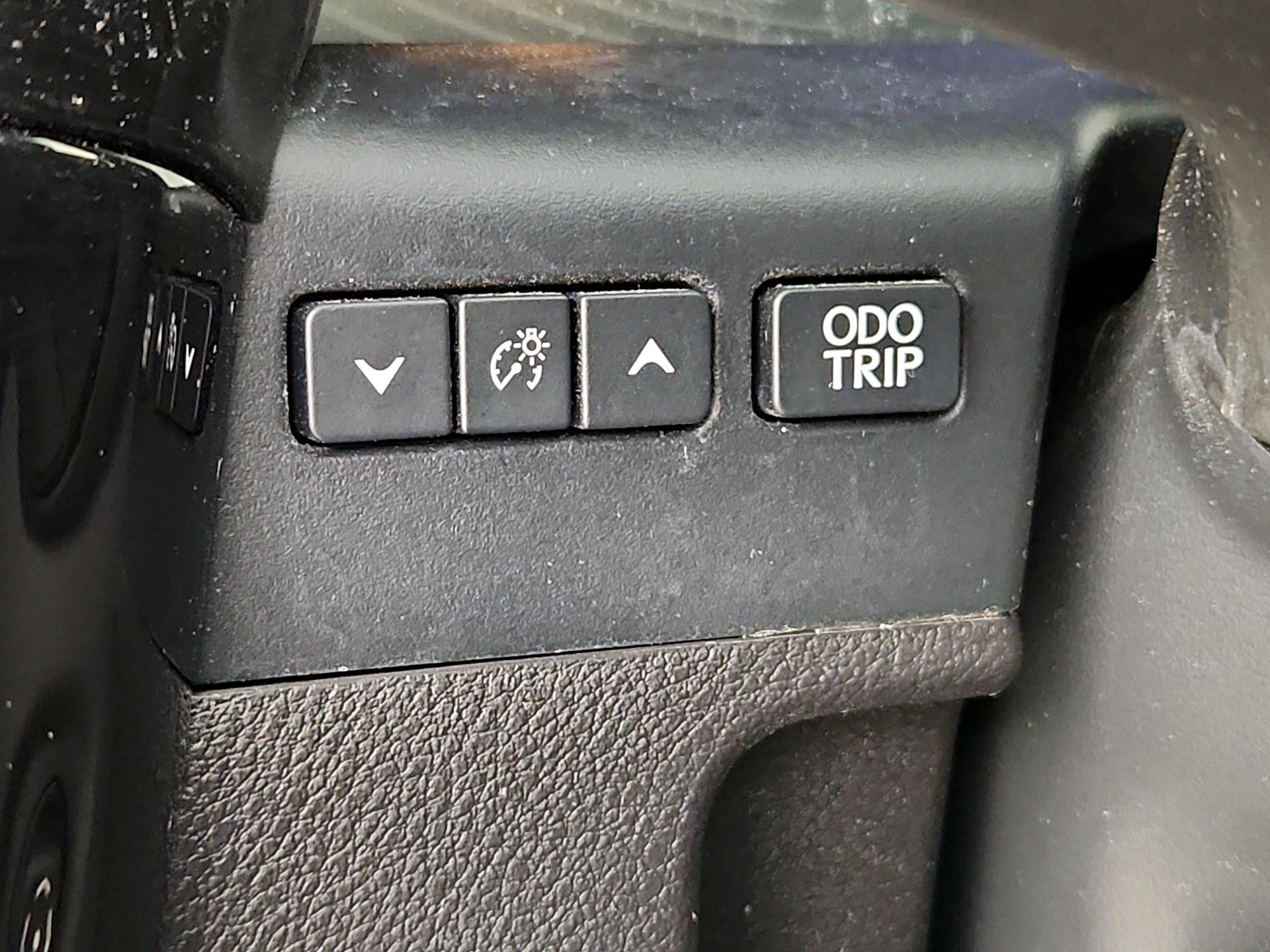 Thumbnail: 2024 Lexus ES - 11