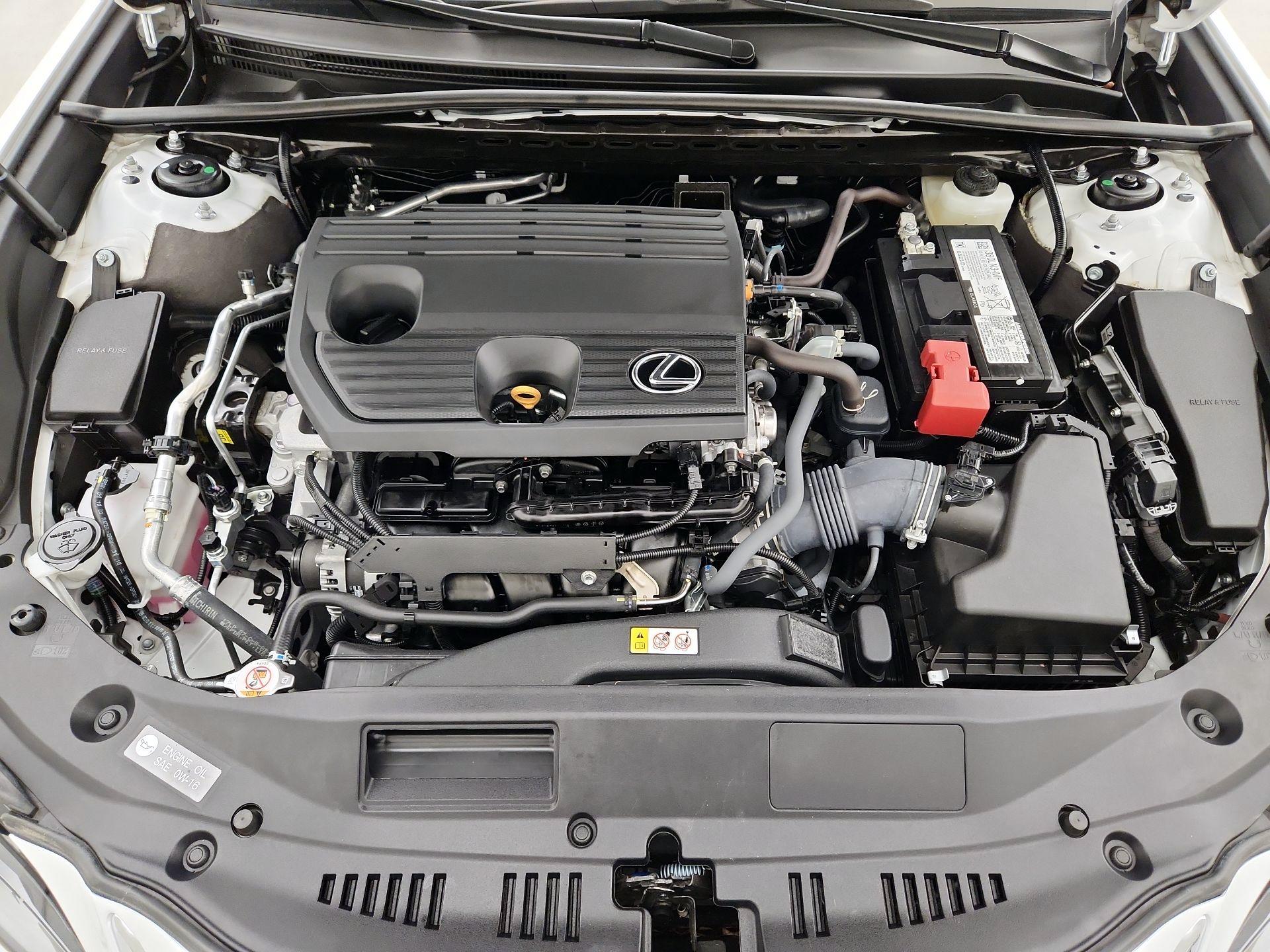 Thumbnail: 2024 Lexus ES - 20