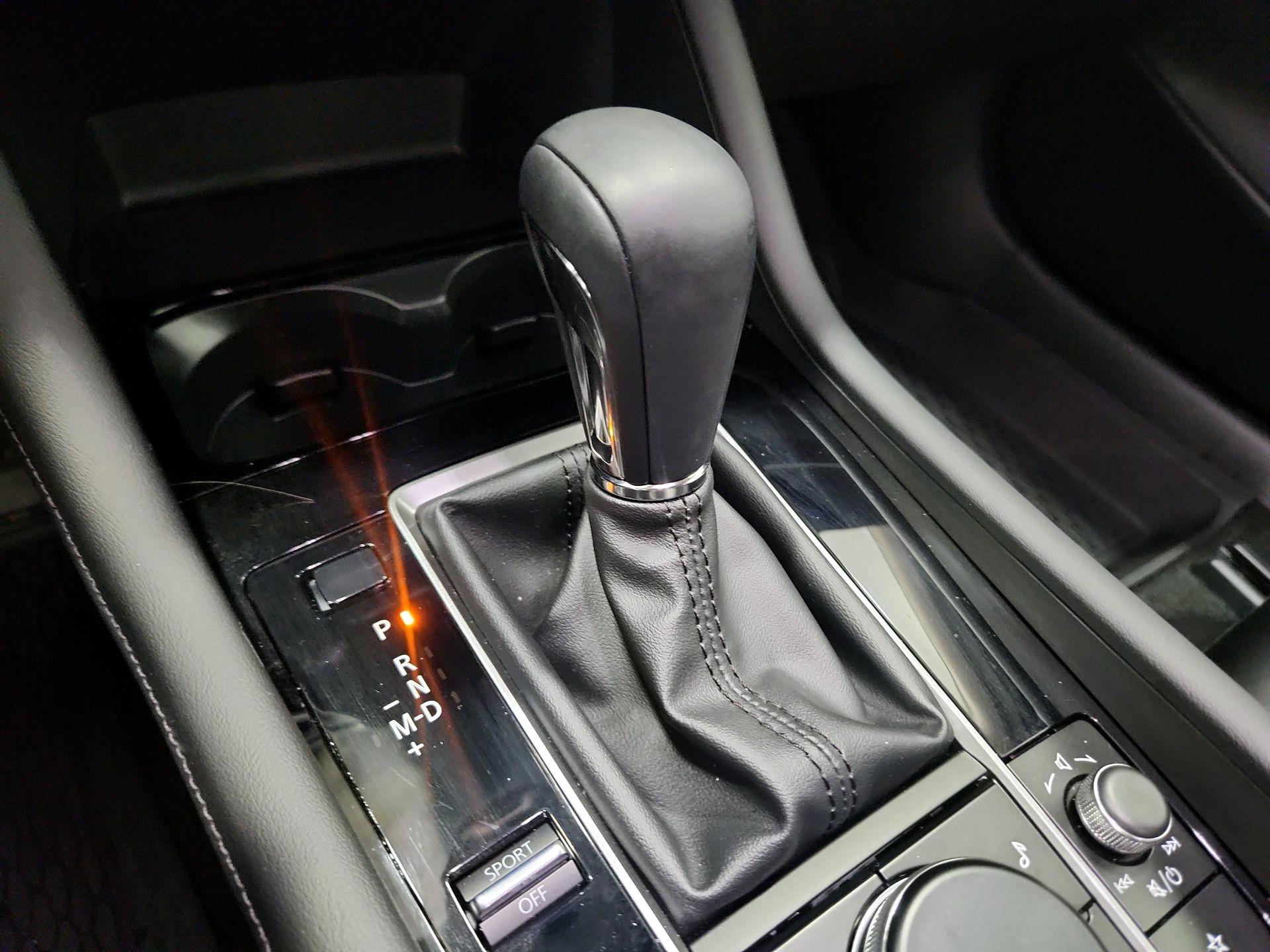 Thumbnail: 2025 Mazda Mazda3 - 17