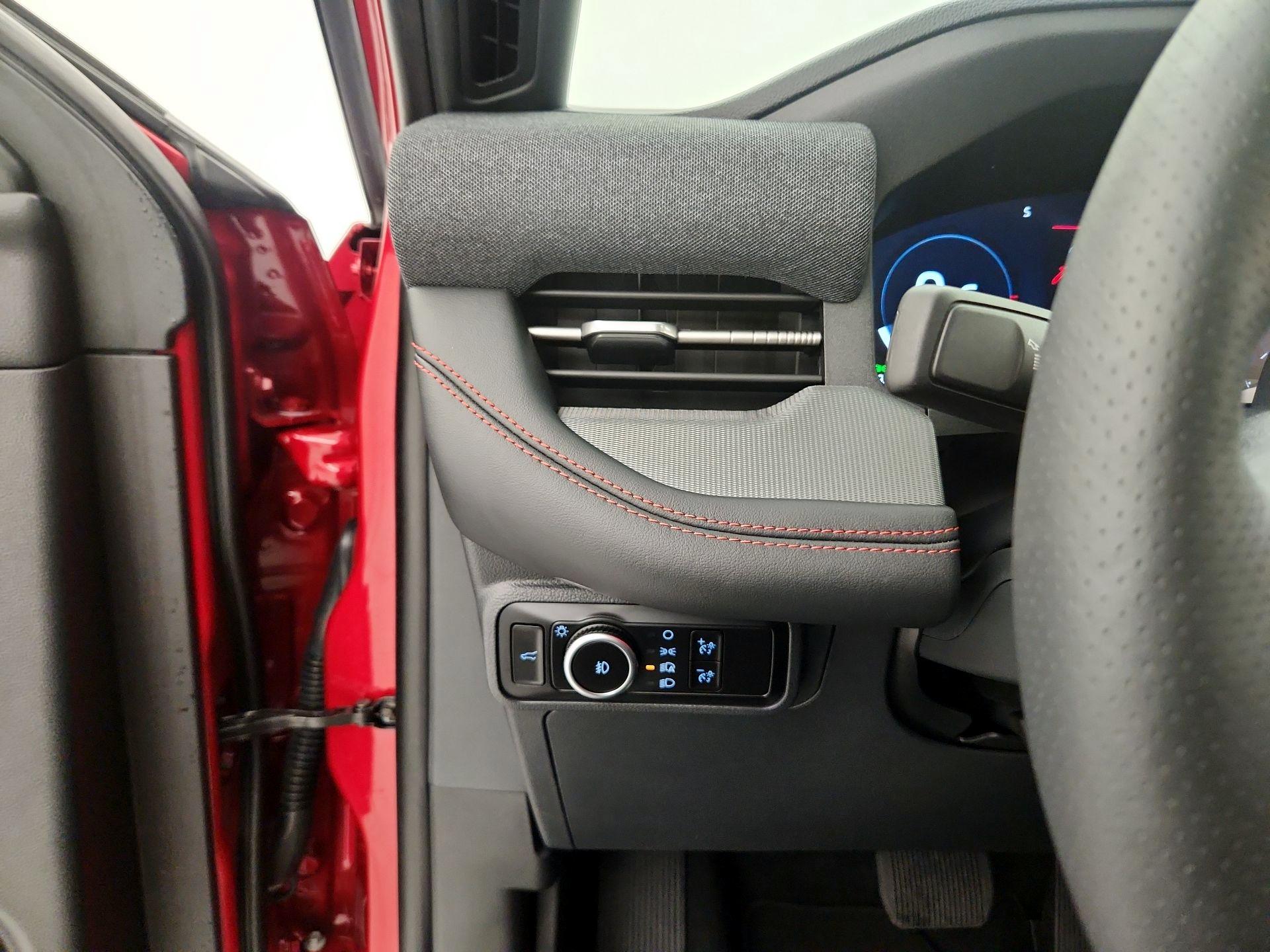 Thumbnail: 2025 Ford Explorer - 13