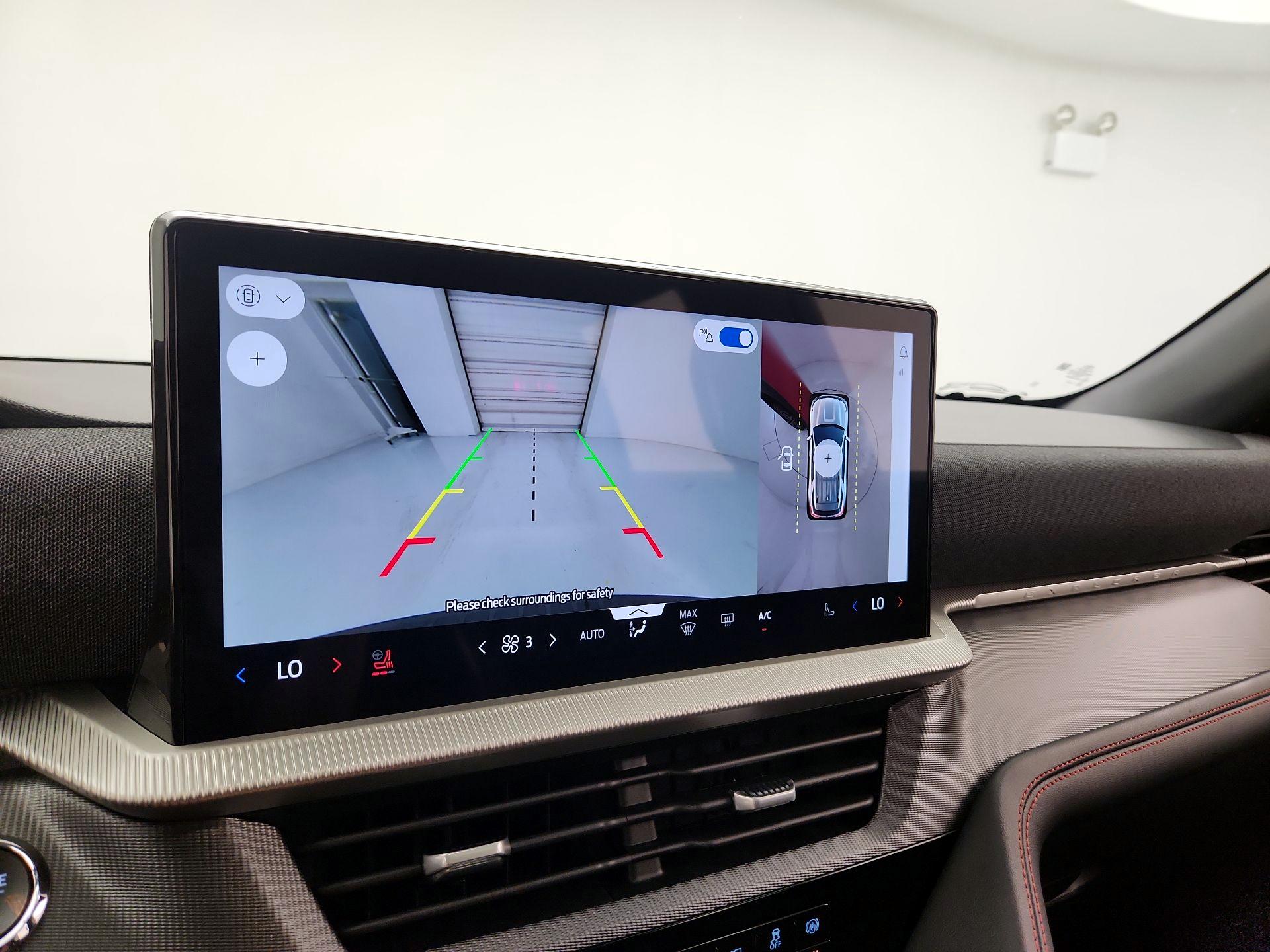 Thumbnail: 2025 Ford Explorer - 15