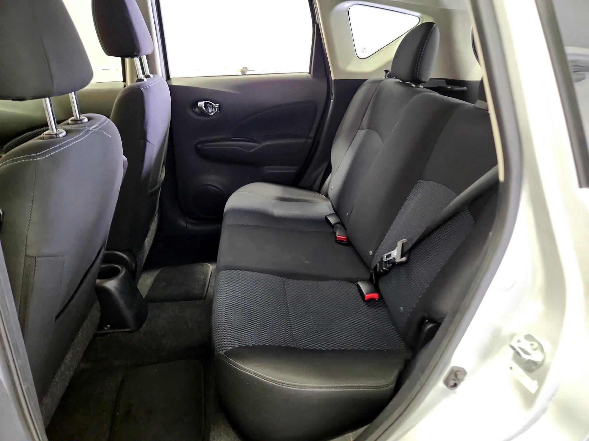 Thumbnail: 2015 Nissan Versa Note - 18