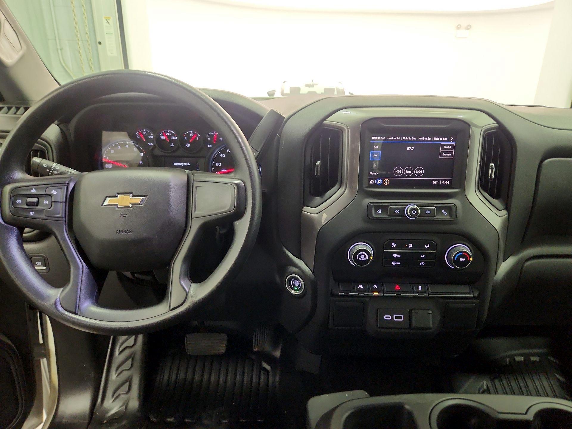 Thumbnail: 2023 Chevrolet Silverado 1500 - 9