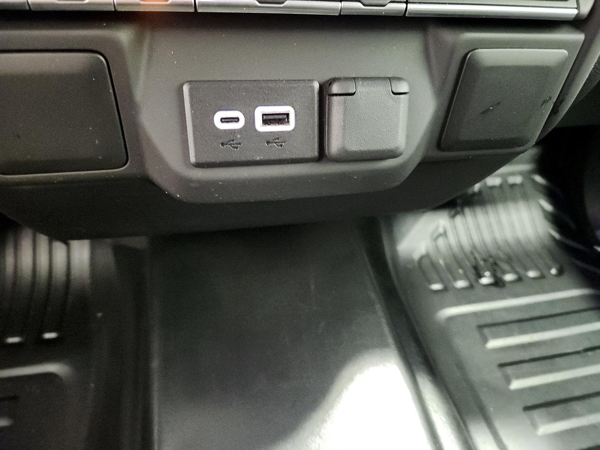 Thumbnail: 2023 Chevrolet Silverado 1500 - 18