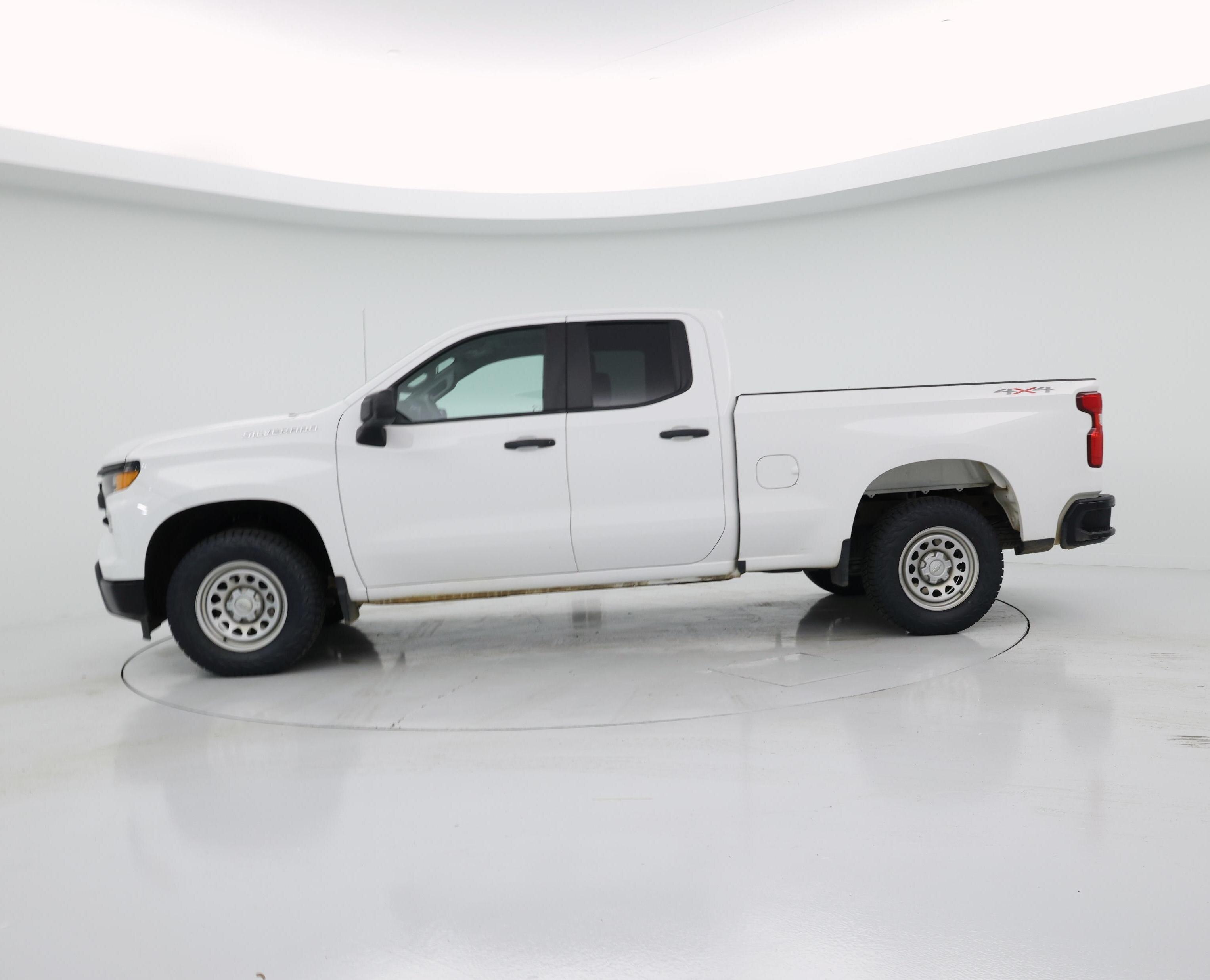 Thumbnail: 2023 Chevrolet Silverado 1500 - 3