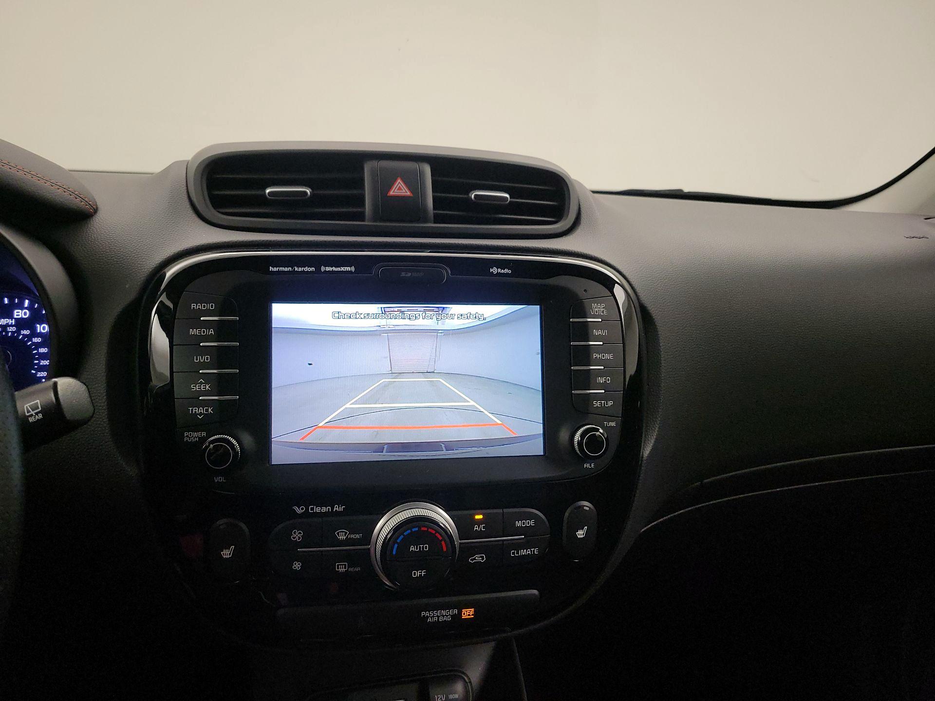 Thumbnail: 2017 Kia Soul - 15