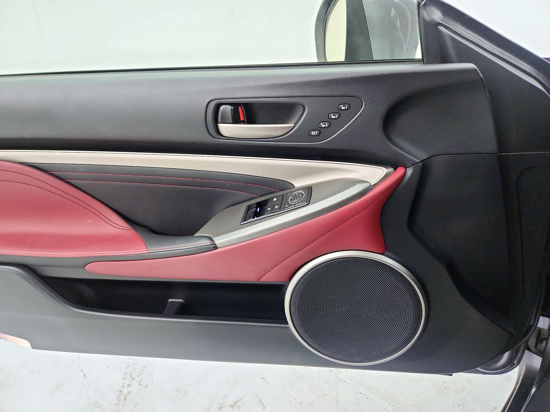 Thumbnail: 2015 Lexus RC - 12