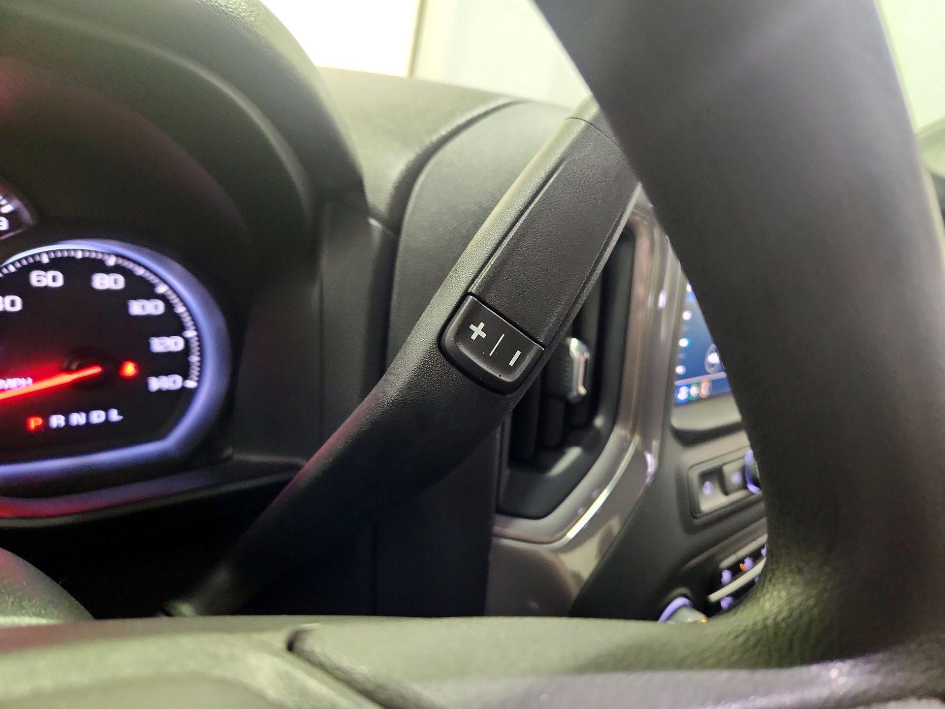 Thumbnail: 2020 Chevrolet Silverado 1500 - 17