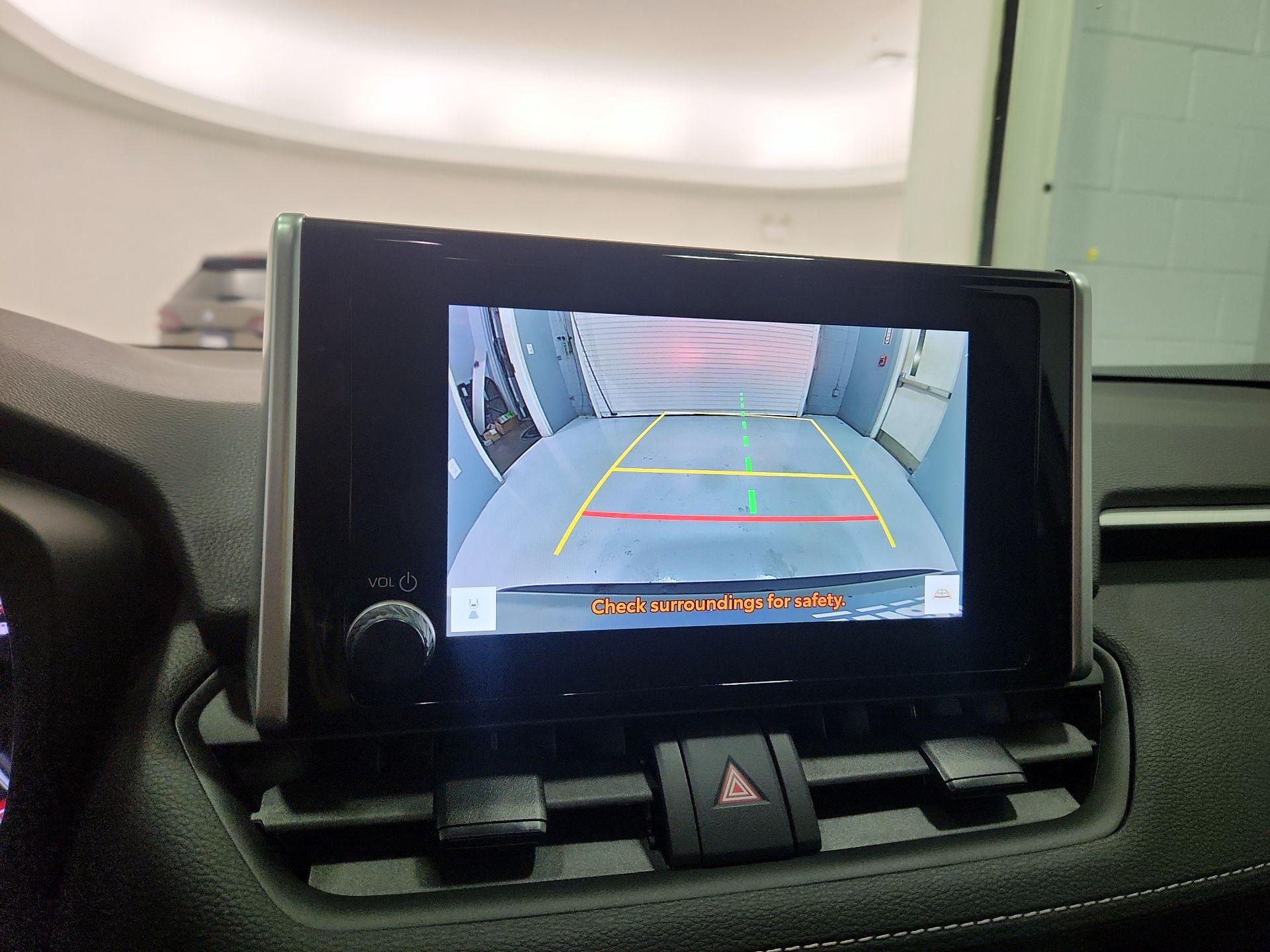 Thumbnail: 2025 Toyota RAV4 - 15