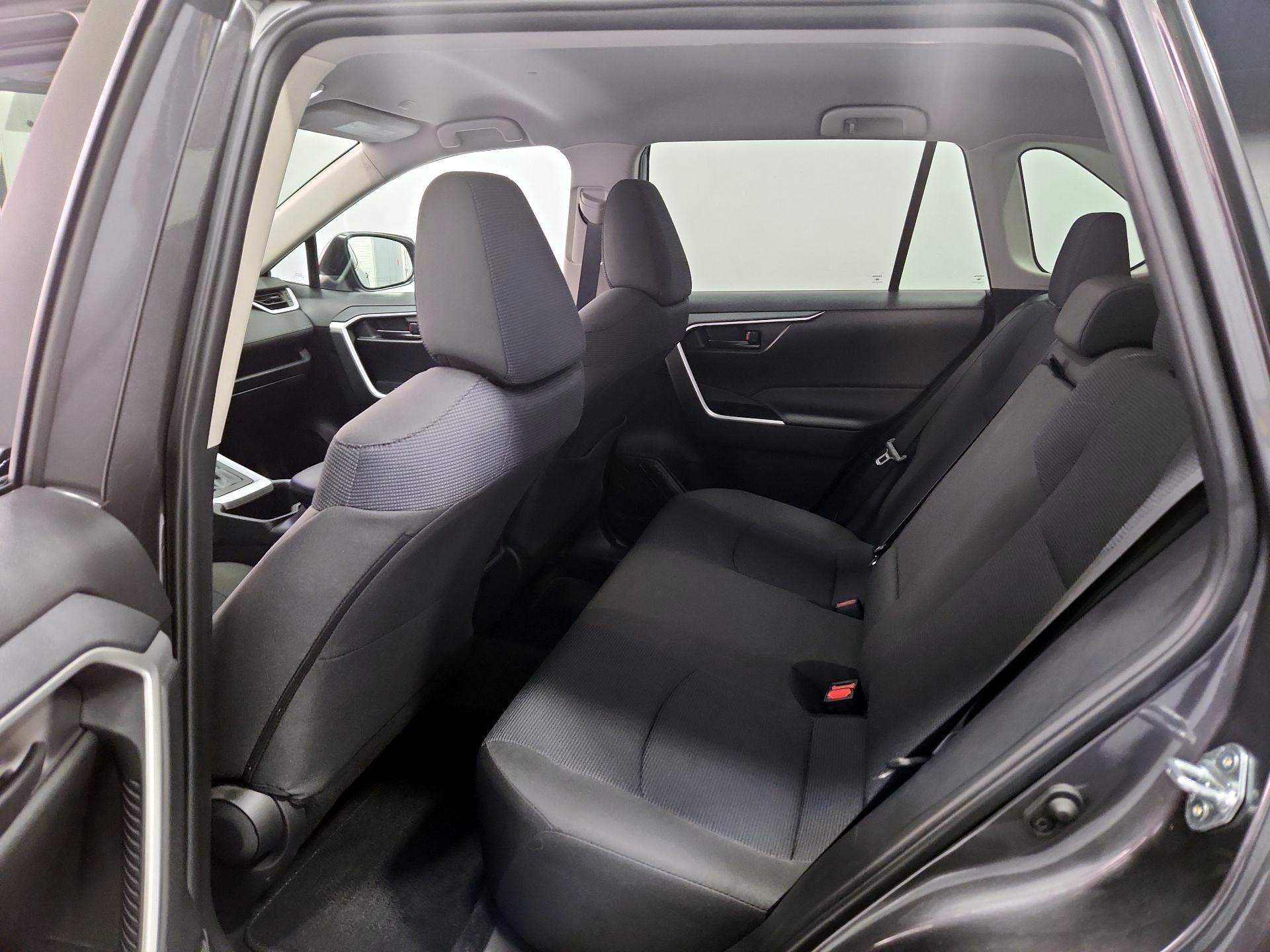 Thumbnail: 2025 Toyota RAV4 - 20