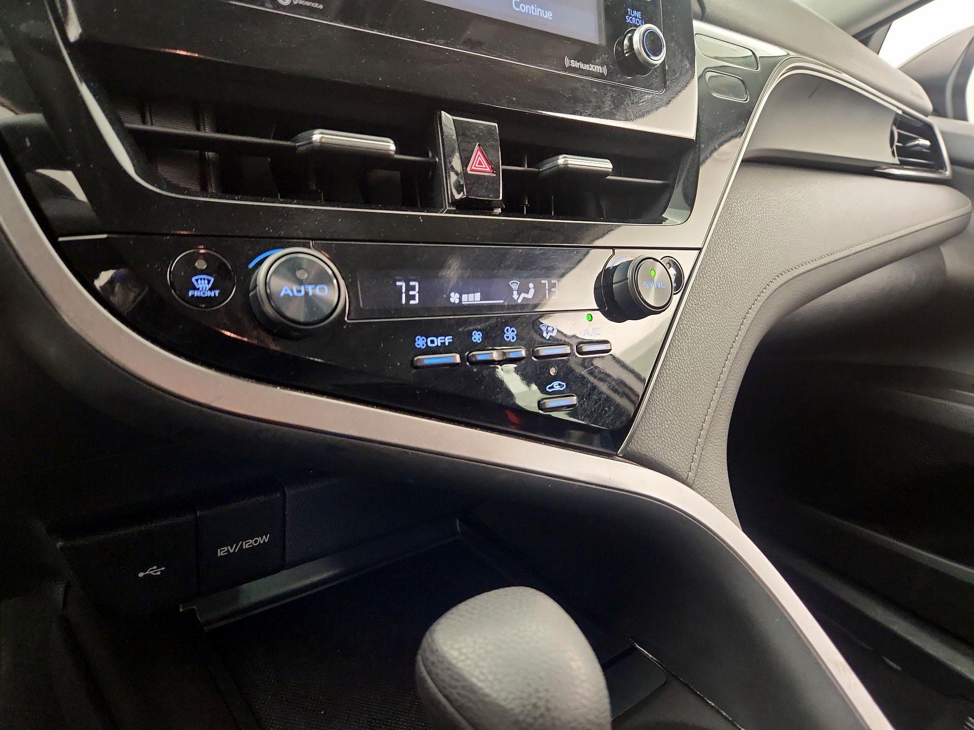 Thumbnail: 2024 Toyota Camry - 16