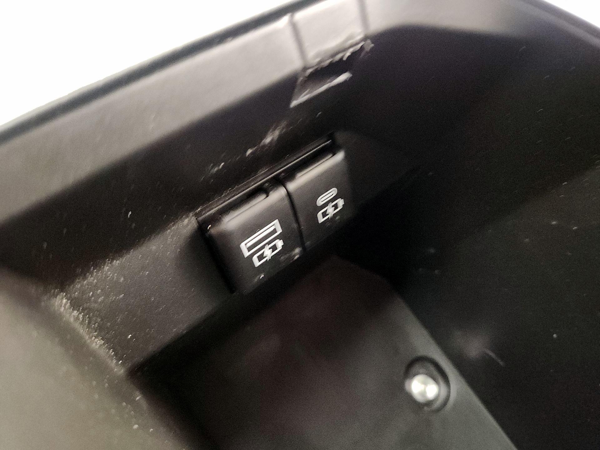 Thumbnail: 2024 Toyota Camry - 18