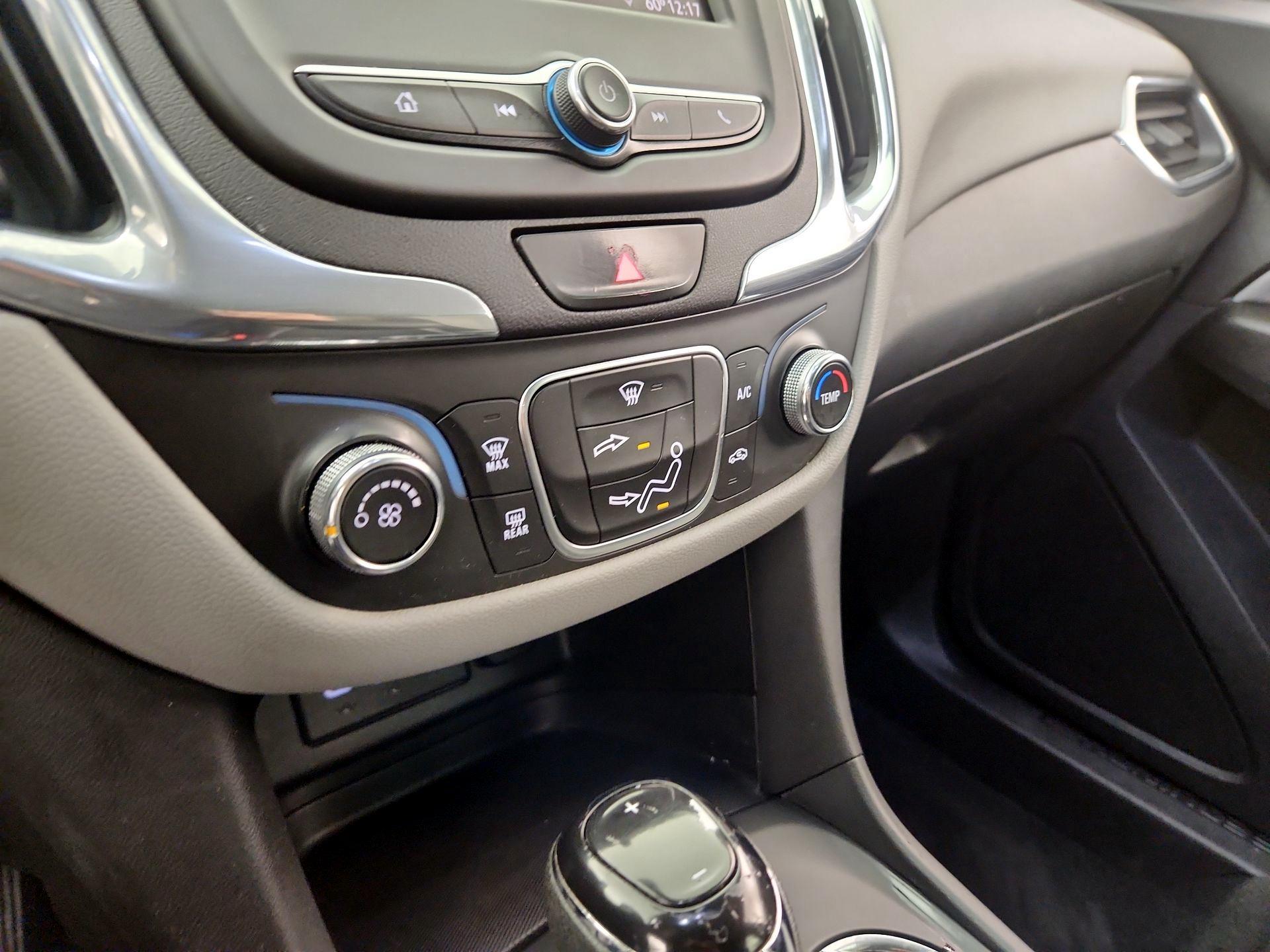 Thumbnail: 2020 Chevrolet Equinox - 16