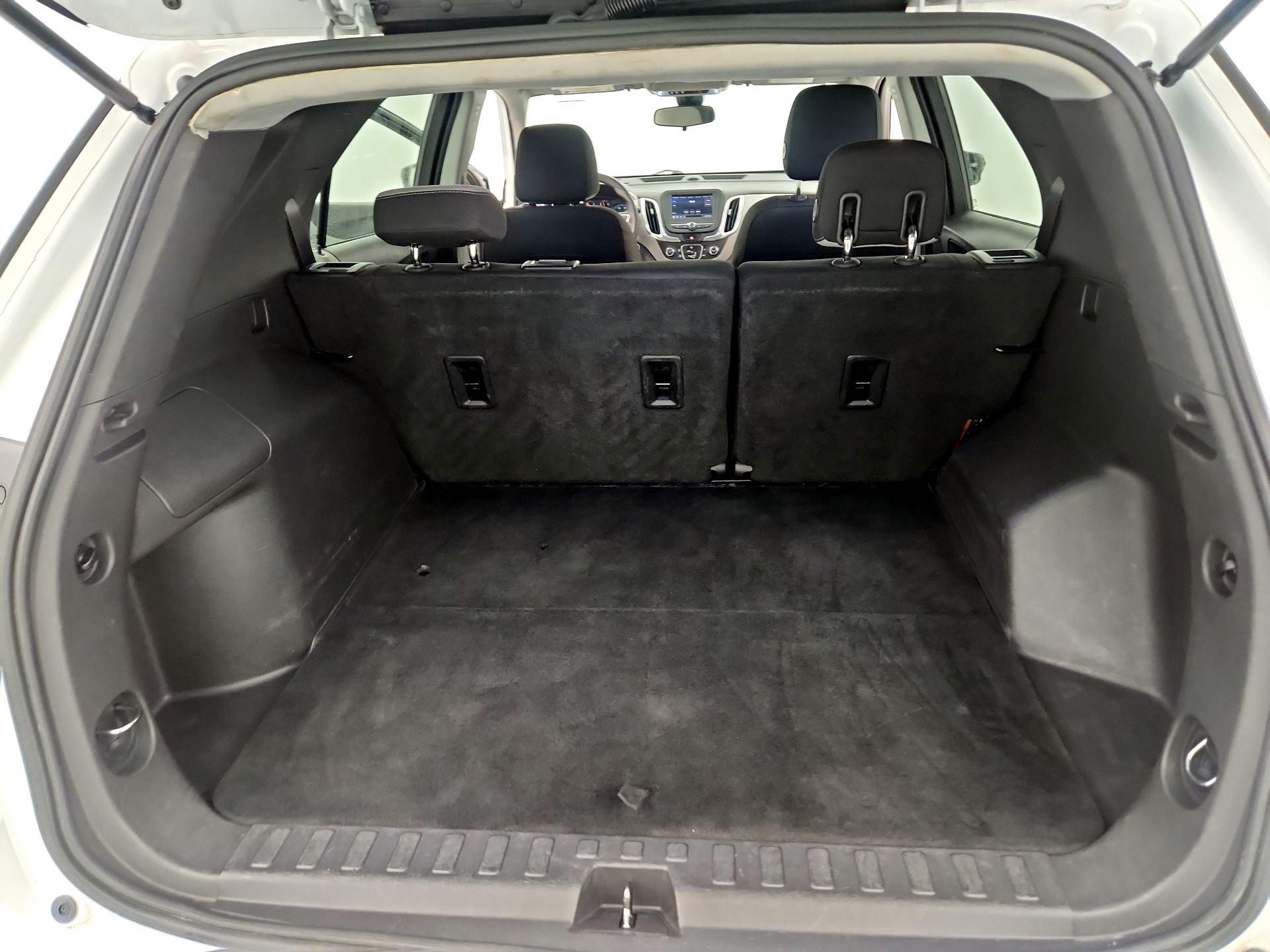 Thumbnail: 2020 Chevrolet Equinox - 20