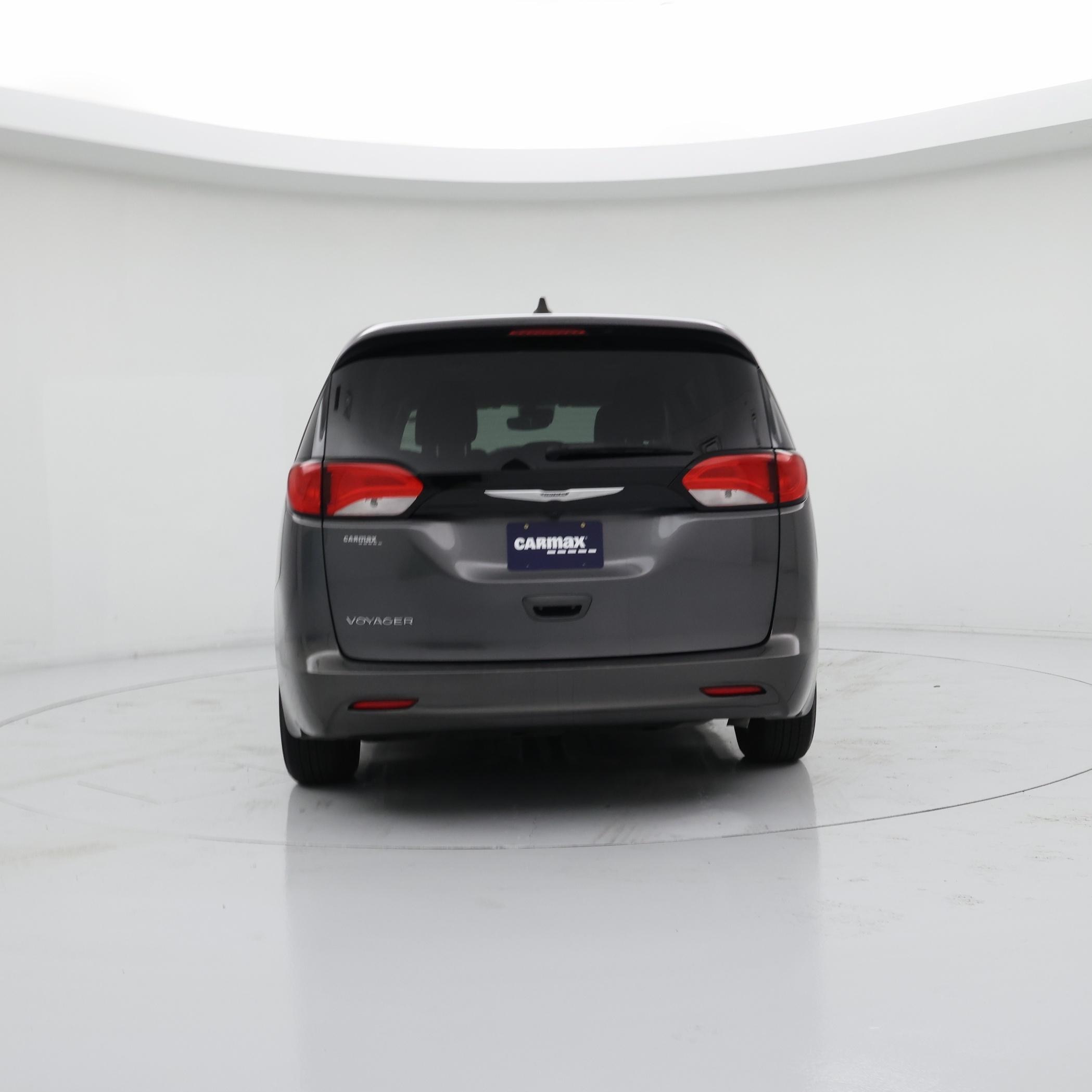 Thumbnail: 2023 Chrysler Voyager - 6