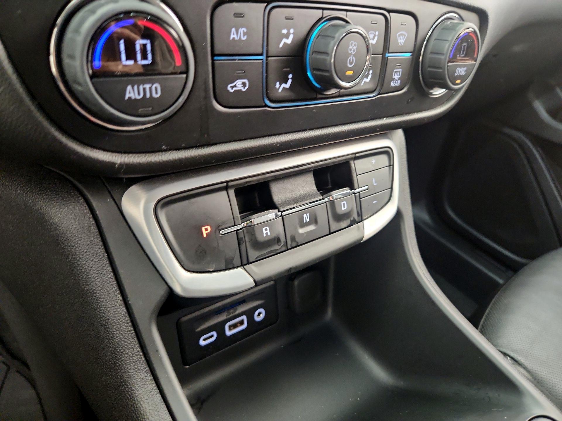 Thumbnail: 2024 GMC Terrain - 17