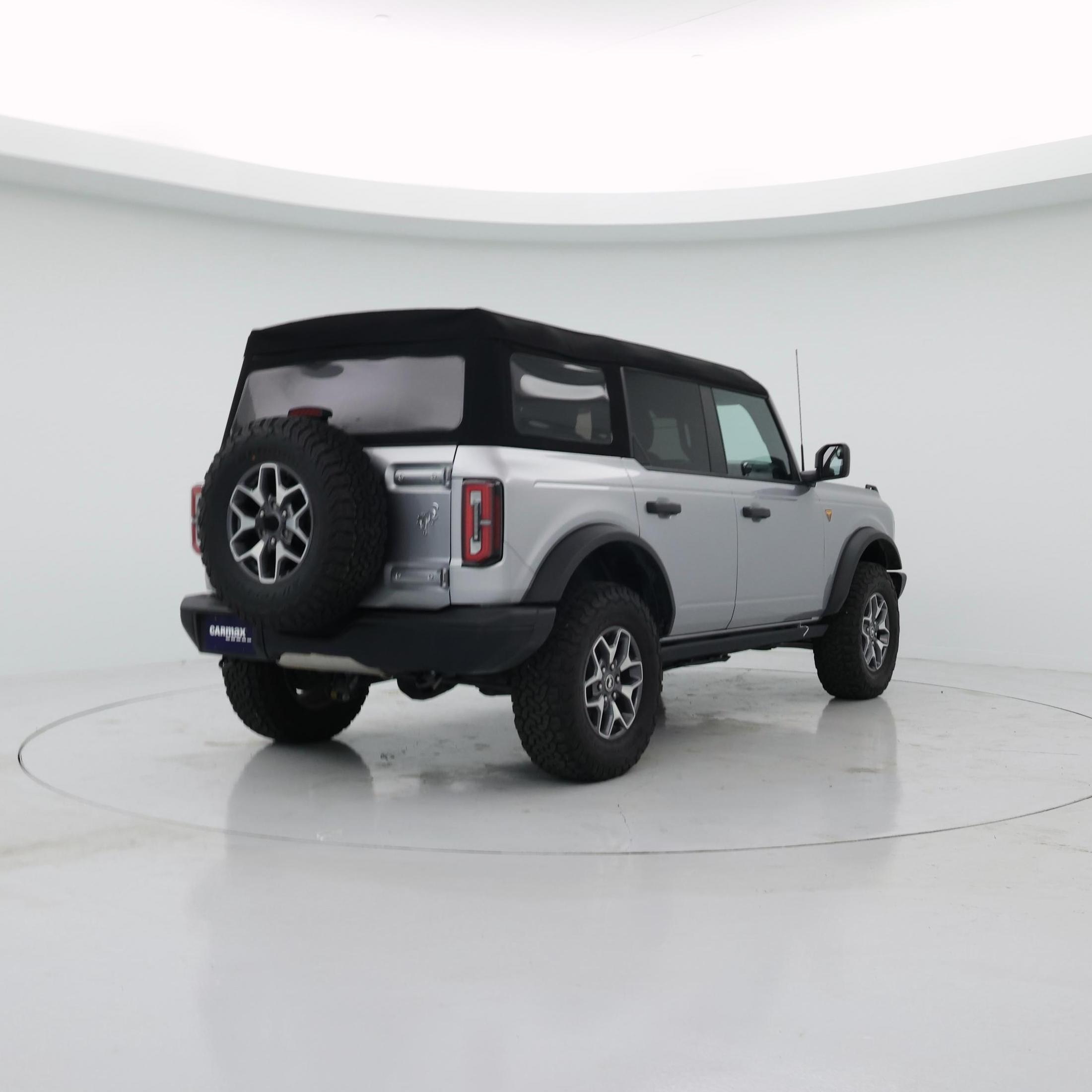 Thumbnail: 2023 Ford Bronco - 8