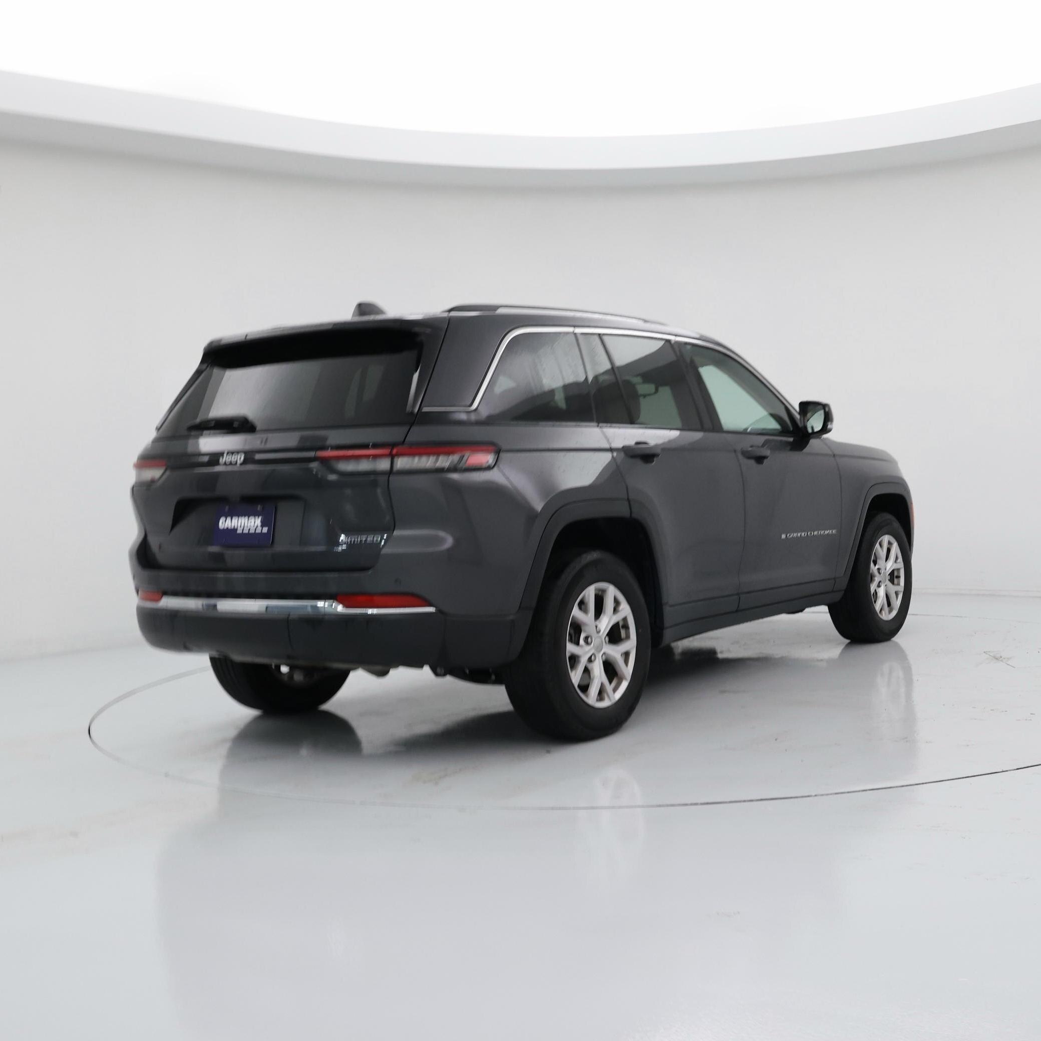 Thumbnail: 2022 Jeep Grand Cherokee - 8