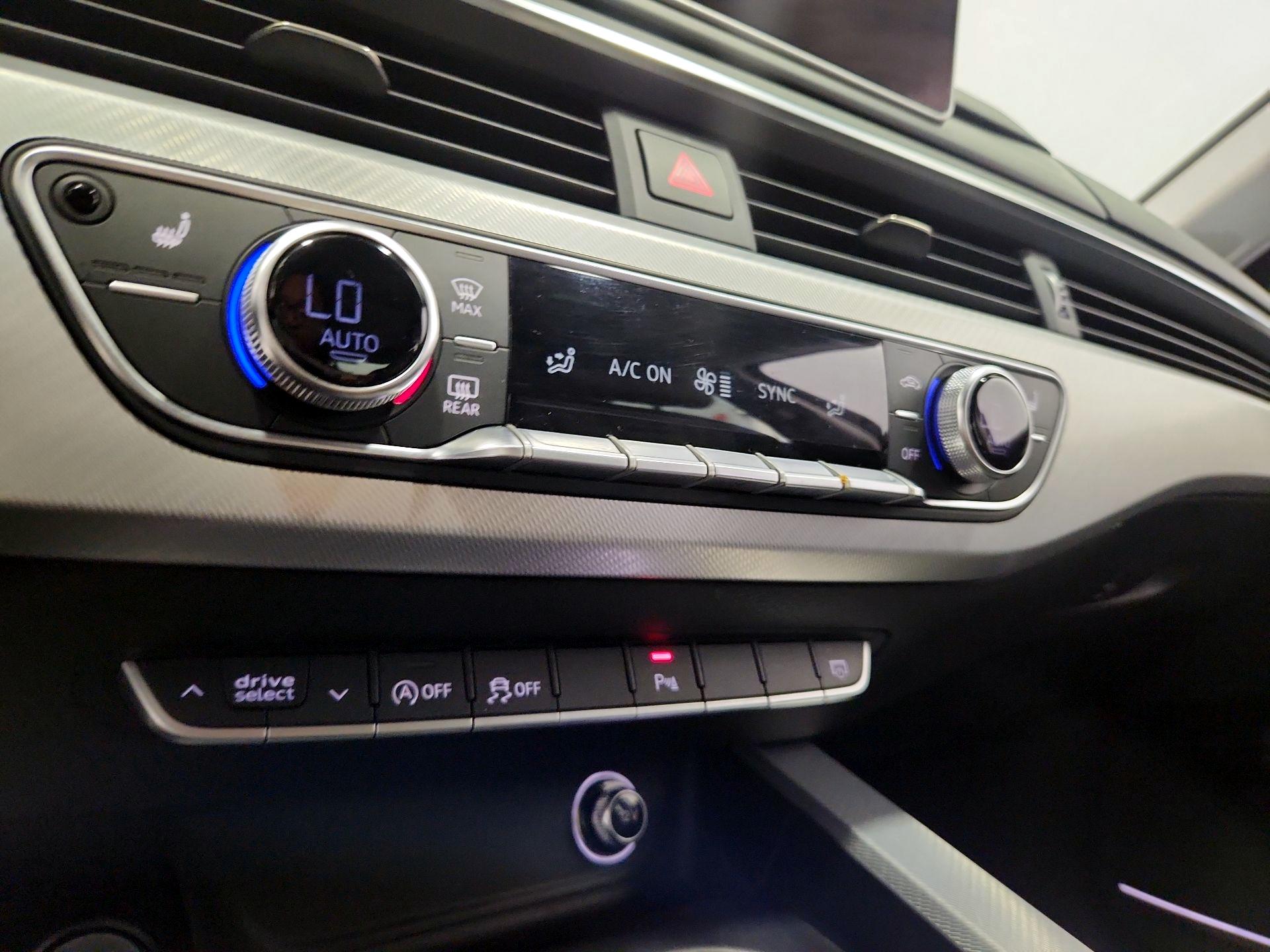 Thumbnail: 2017 Audi A4 - 16