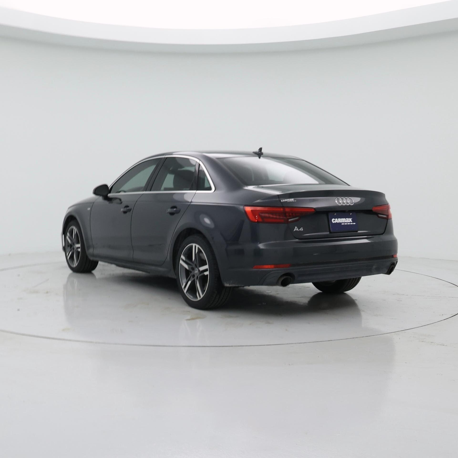 Thumbnail: 2017 Audi A4 - 2