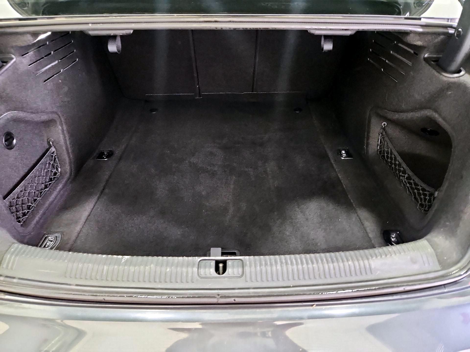 Thumbnail: 2017 Audi A4 - 20