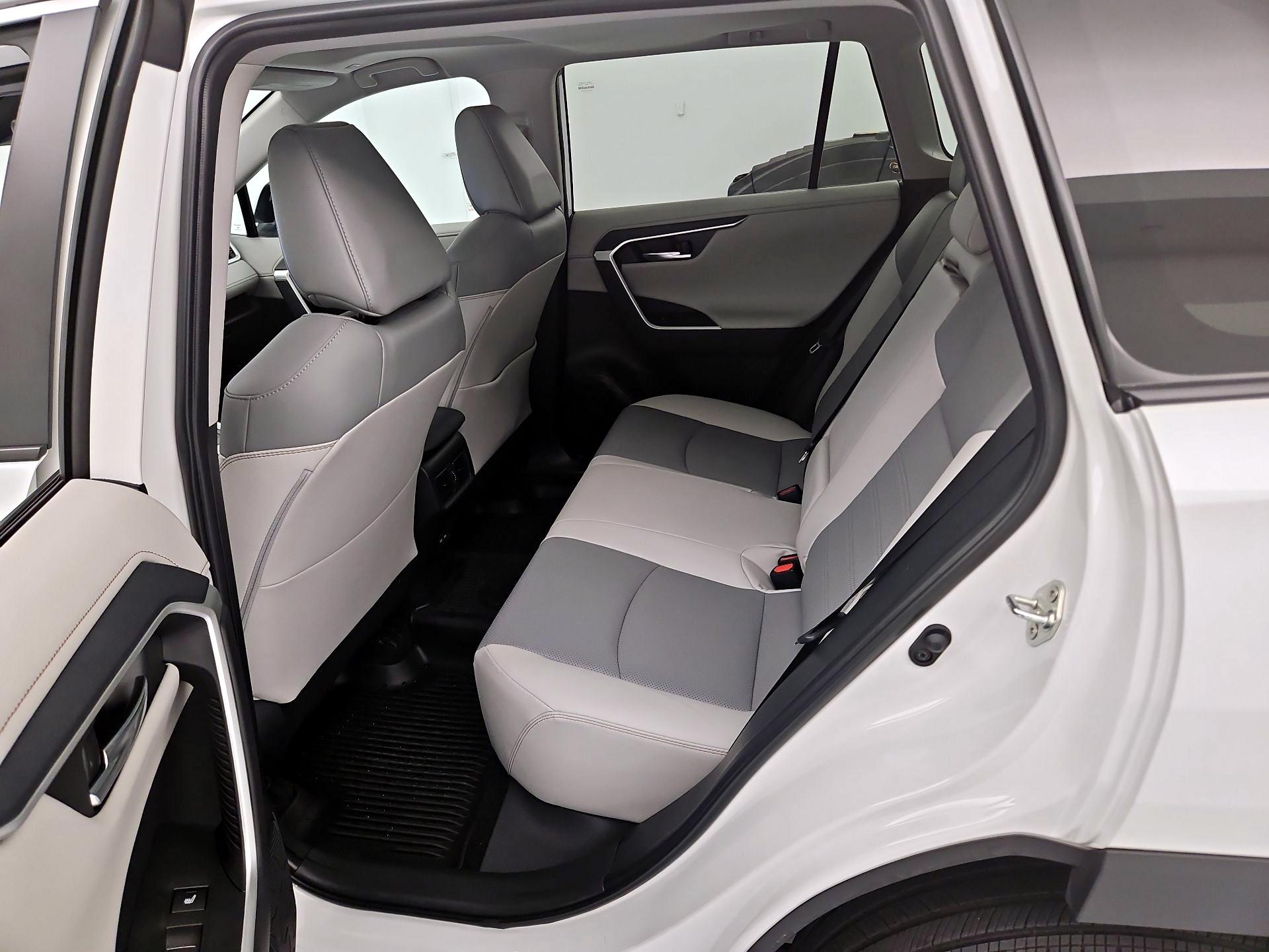 Thumbnail: 2024 Toyota RAV4 - 20