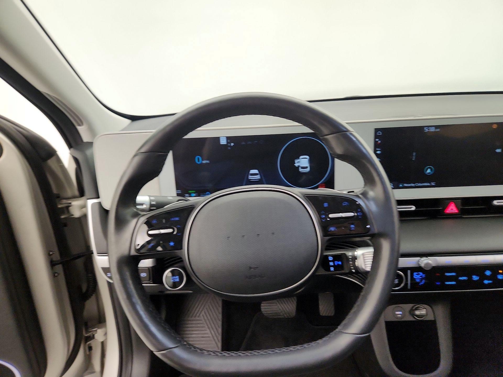 Thumbnail: 2023 Hyundai Ioniq 5 - 10