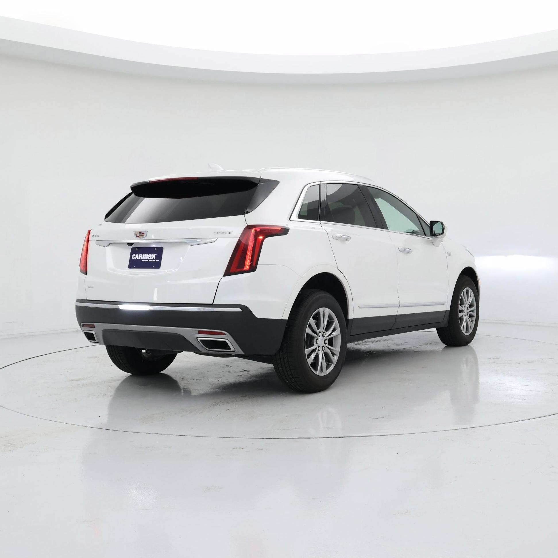 Thumbnail: 2022 Cadillac XT5 - 8