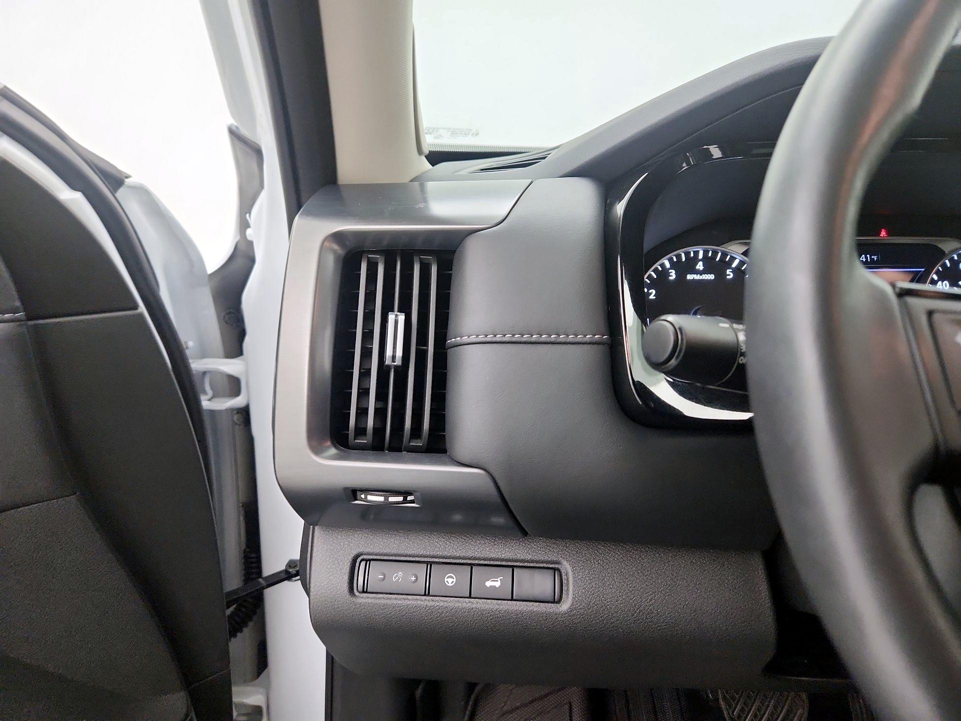 Thumbnail: 2025 Nissan Pathfinder - 13